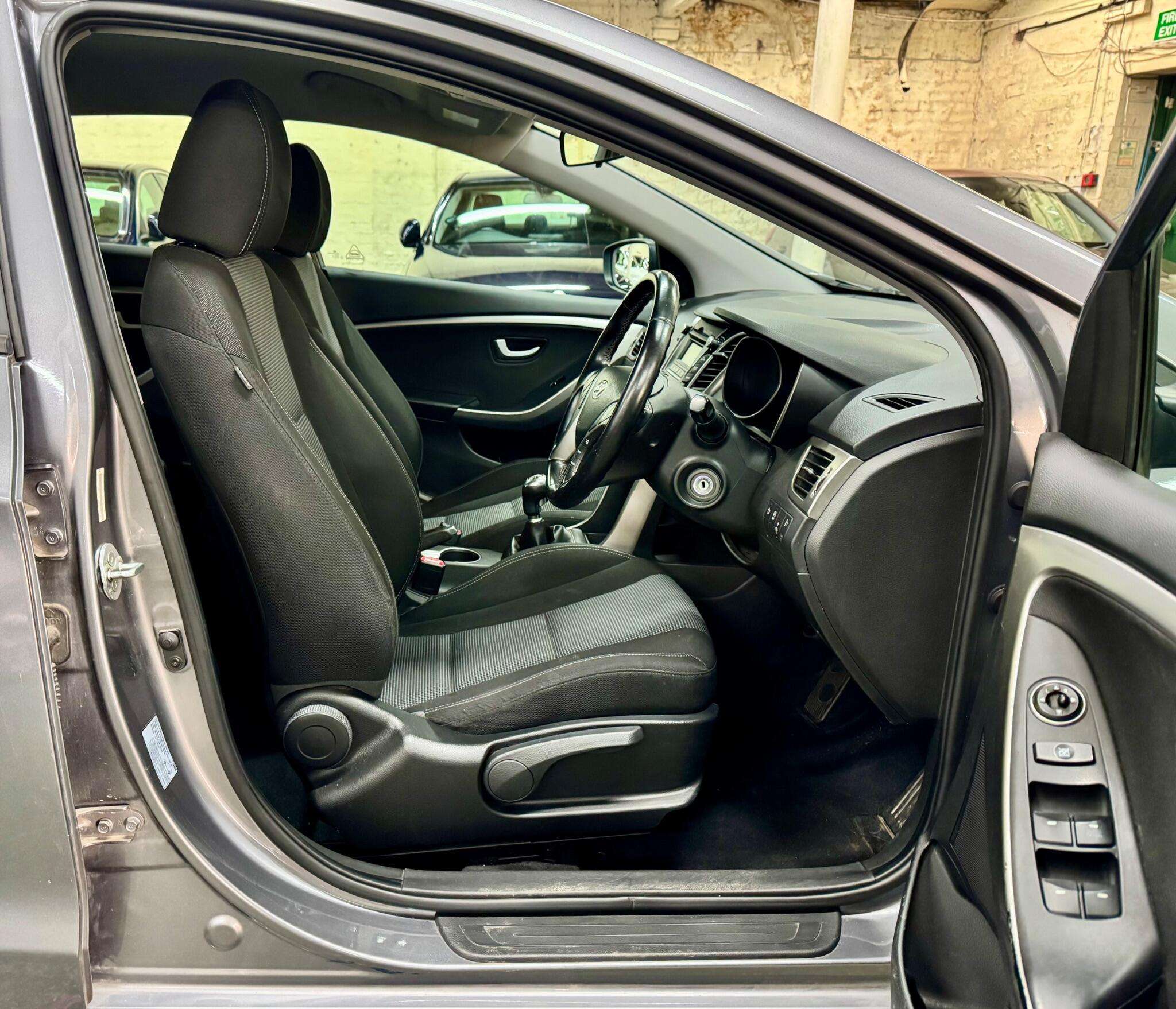 2014 HYUNDAI I30 2014 HYUNDAI I30