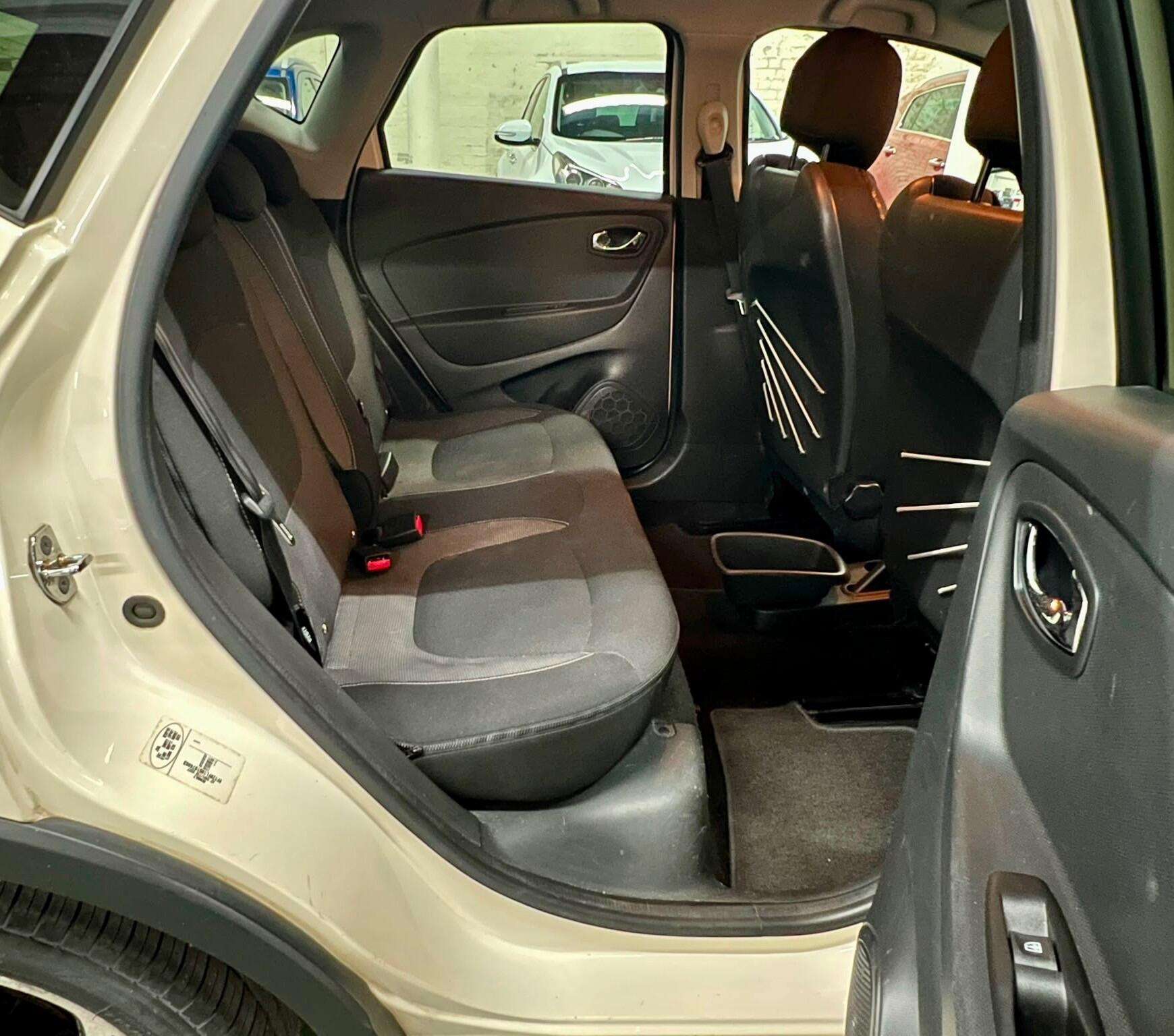 2015 RENAULT CAPTUR 2015 RENAULT CAPTUR