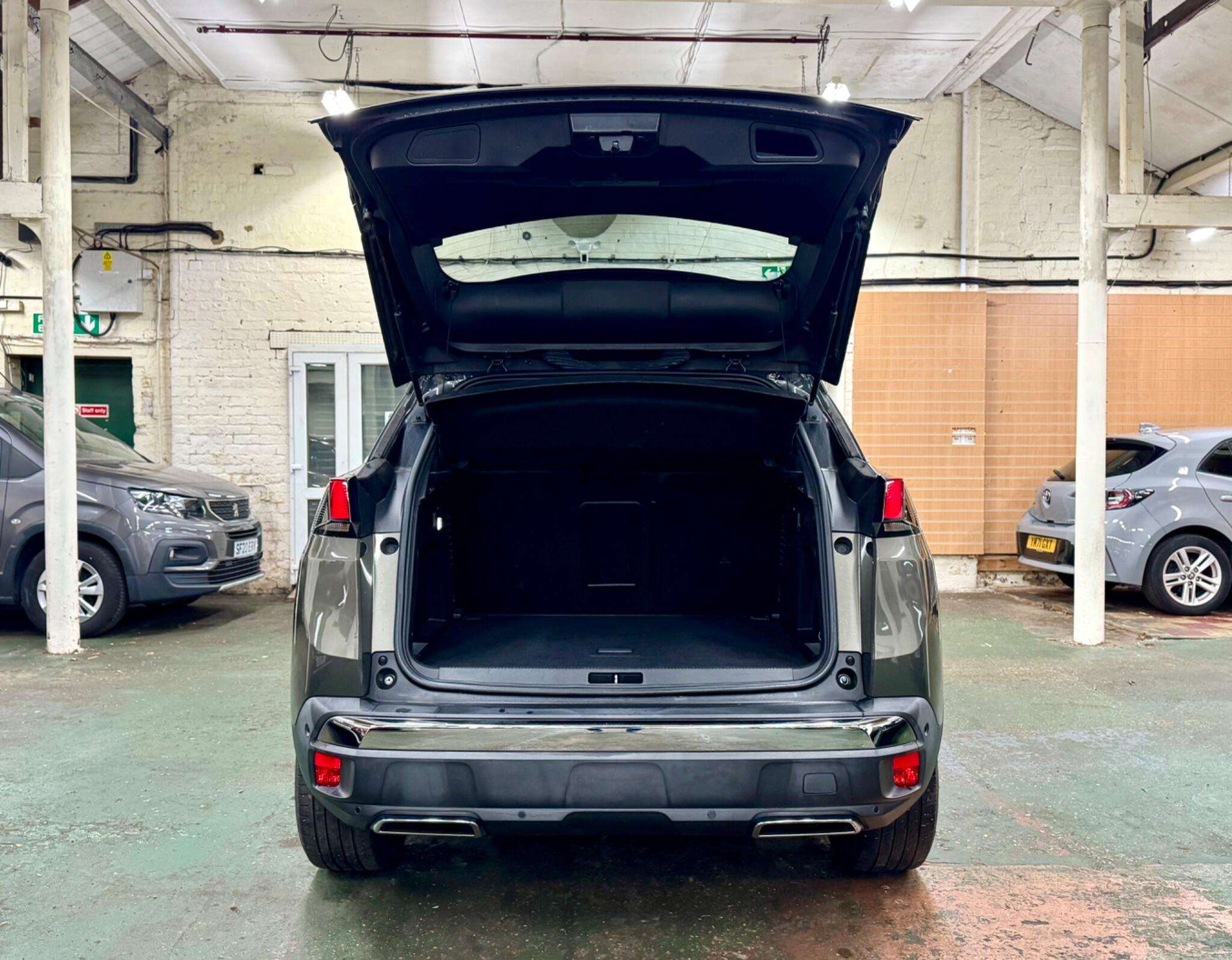 2018 PEUGEOT 3008 2018 PEUGEOT 3008