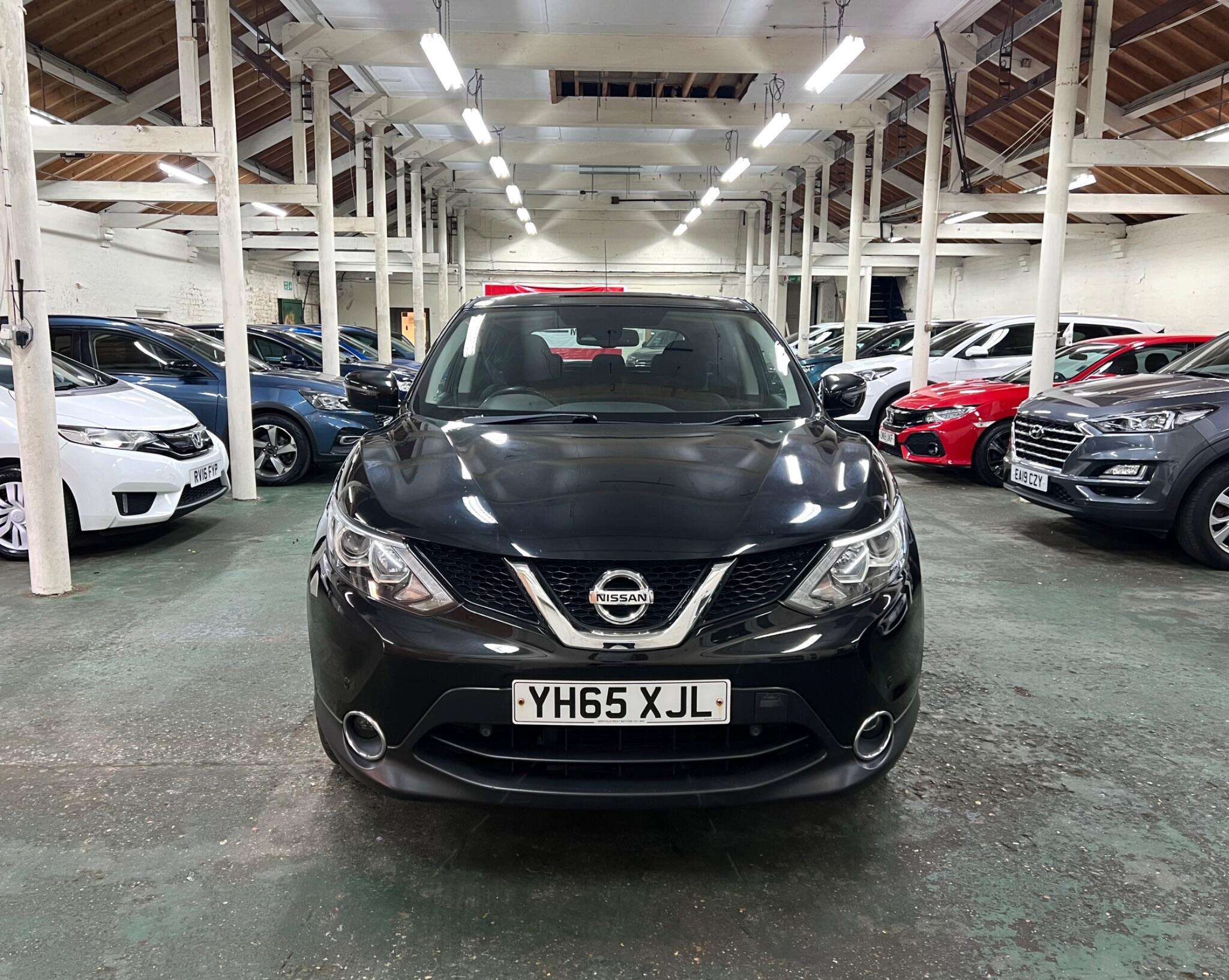 A 2015 NISSAN QASHQAI 1.5 dCi Acenta 2WD Euro 6 (s/s) 5dr A 2015 NISSAN QASHQAI 1.5 dCi Acenta 2WD Euro 6 (s/s) 5dr