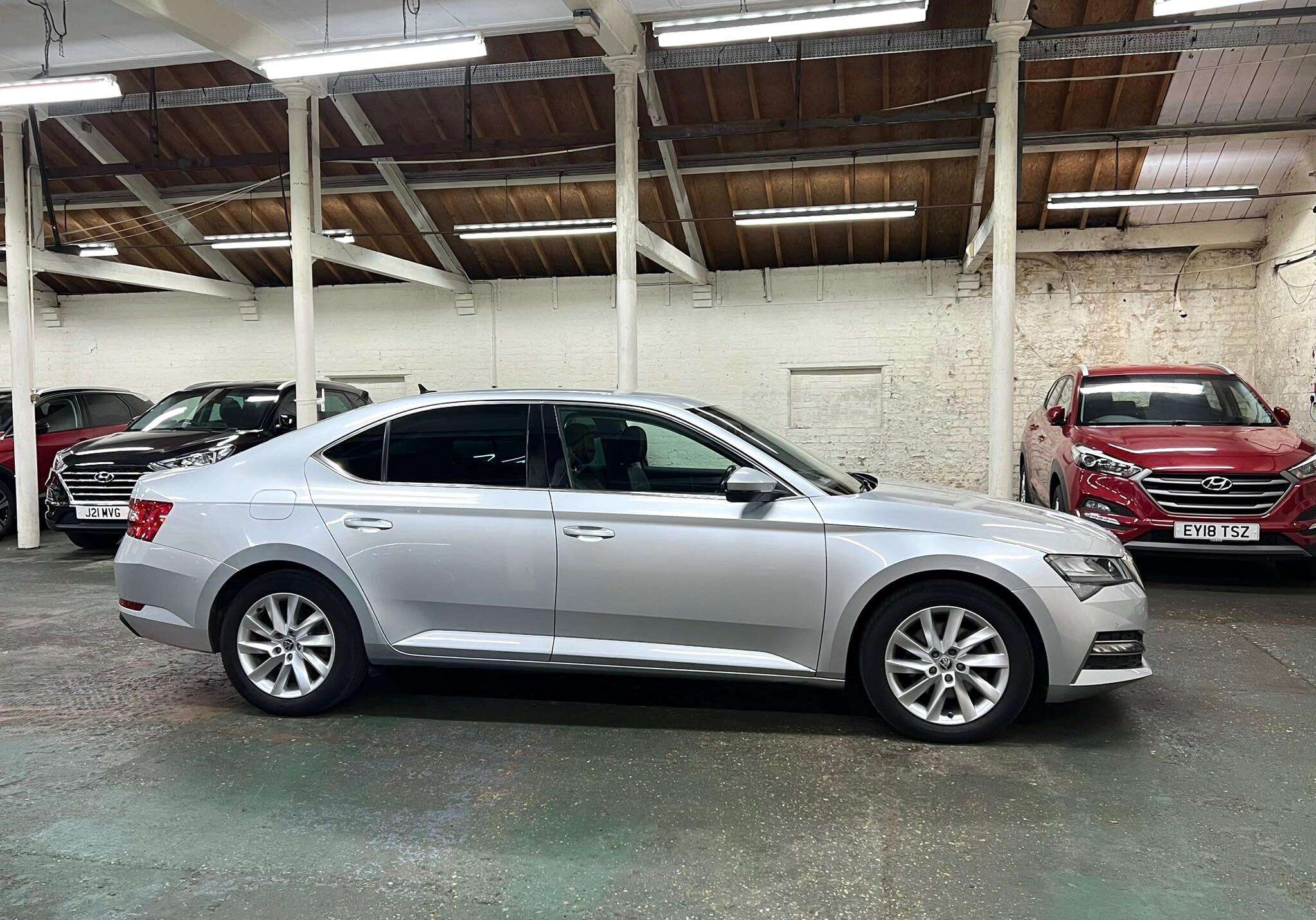 2020 SKODA SUPERB 2020 SKODA SUPERB