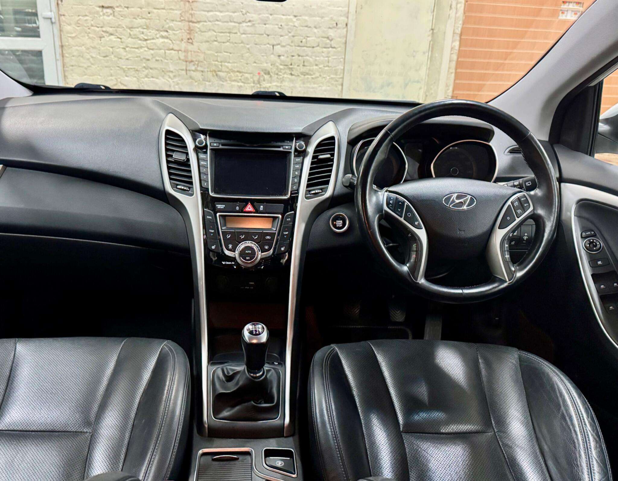 2016 HYUNDAI I30 2016 HYUNDAI I30