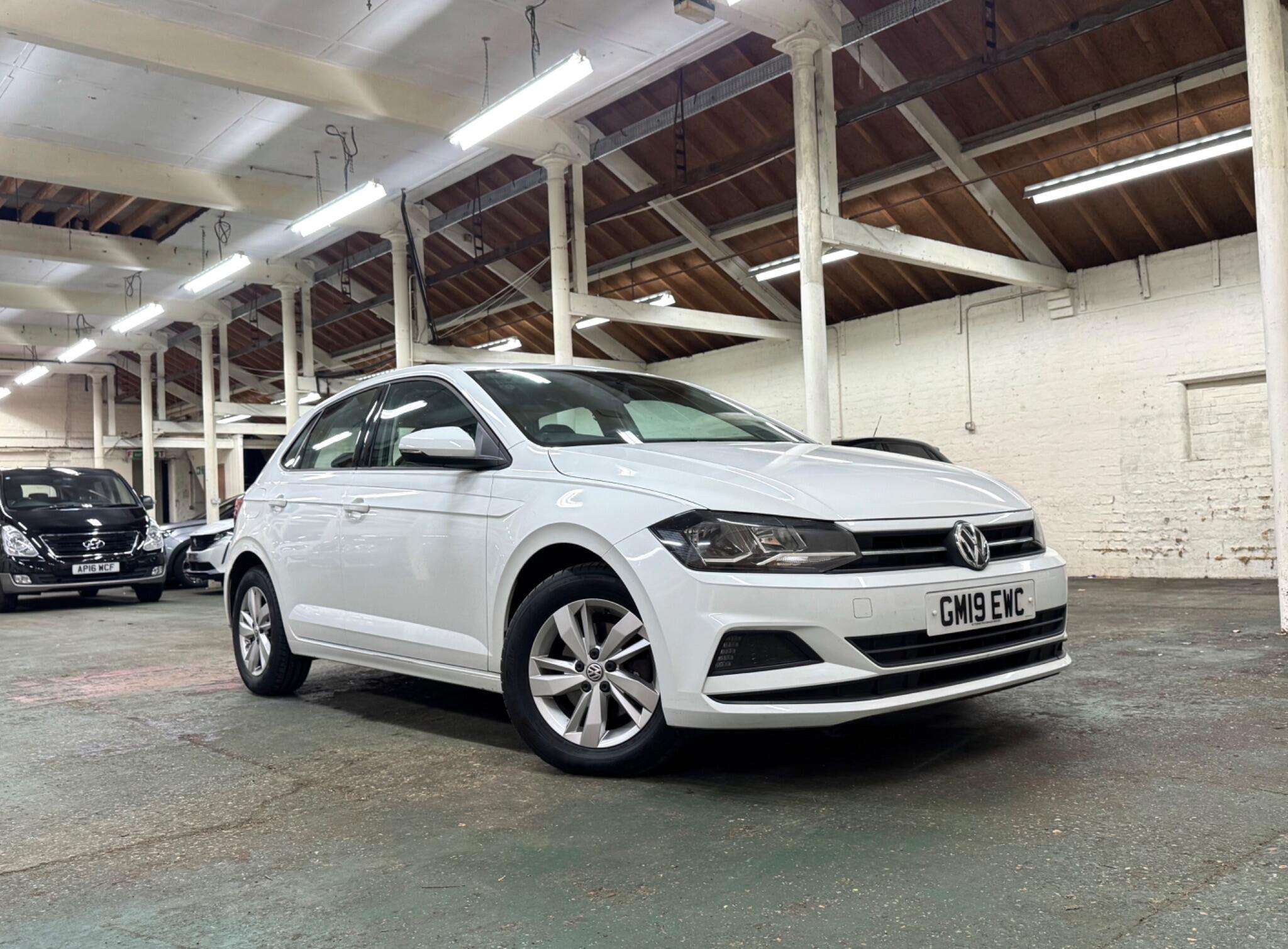 A 2019 VOLKSWAGEN POLO 1.6 TDI SE Euro 6 (s/s) 5dr A 2019 VOLKSWAGEN POLO 1.6 TDI SE Euro 6 (s/s) 5dr