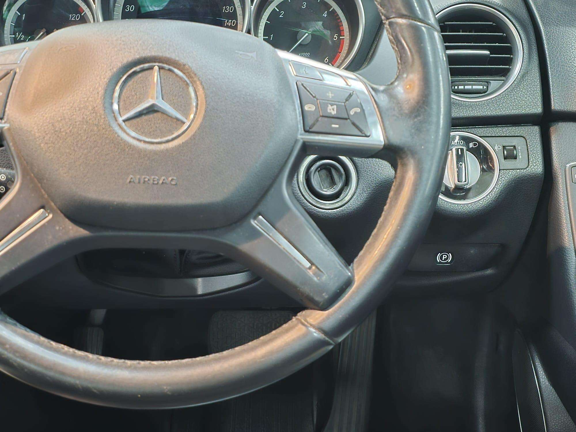 2012 MERCEDES-BENZ C CLASS 2012 MERCEDES-BENZ C CLASS