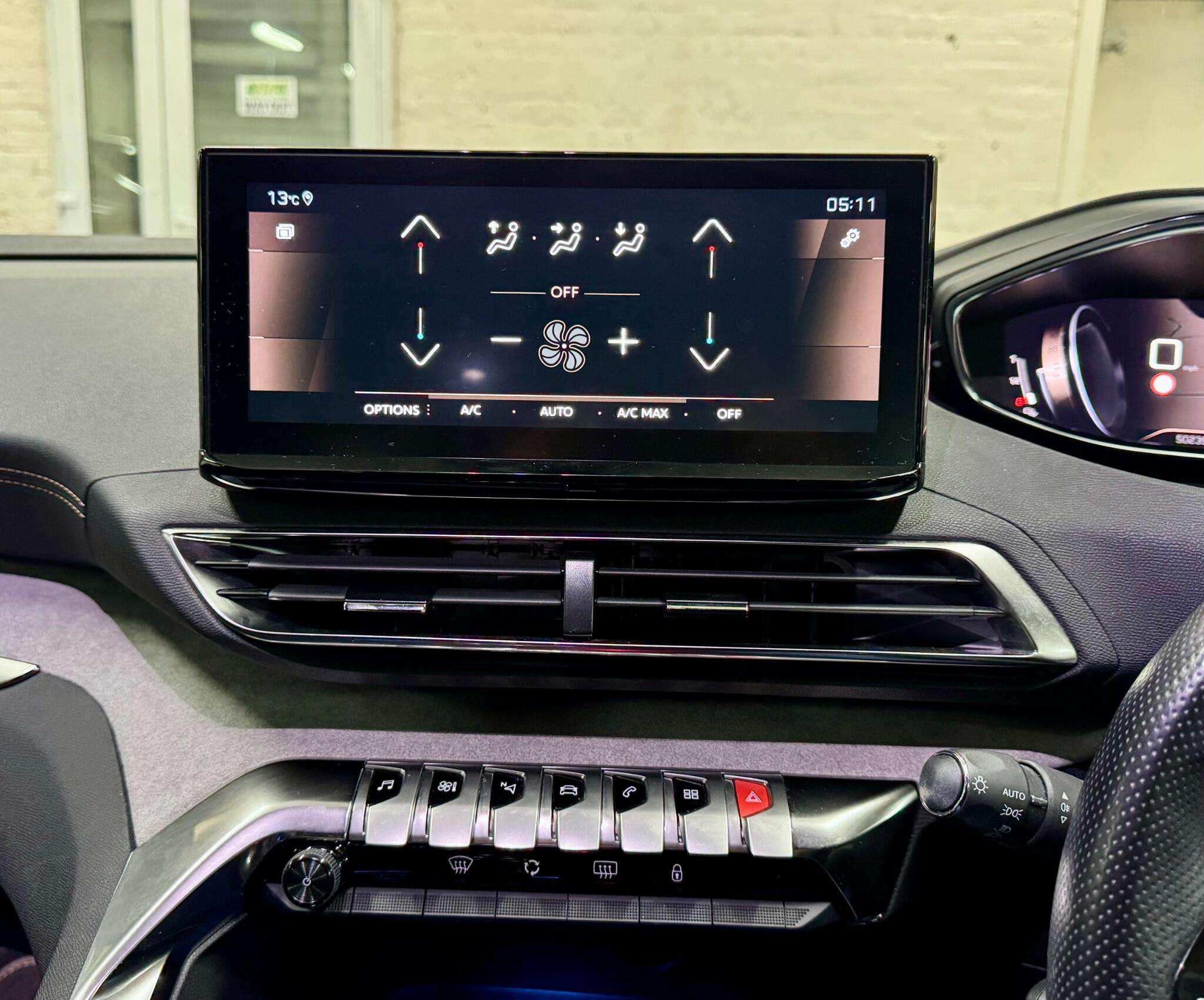 2021 PEUGEOT 3008 2021 PEUGEOT 3008