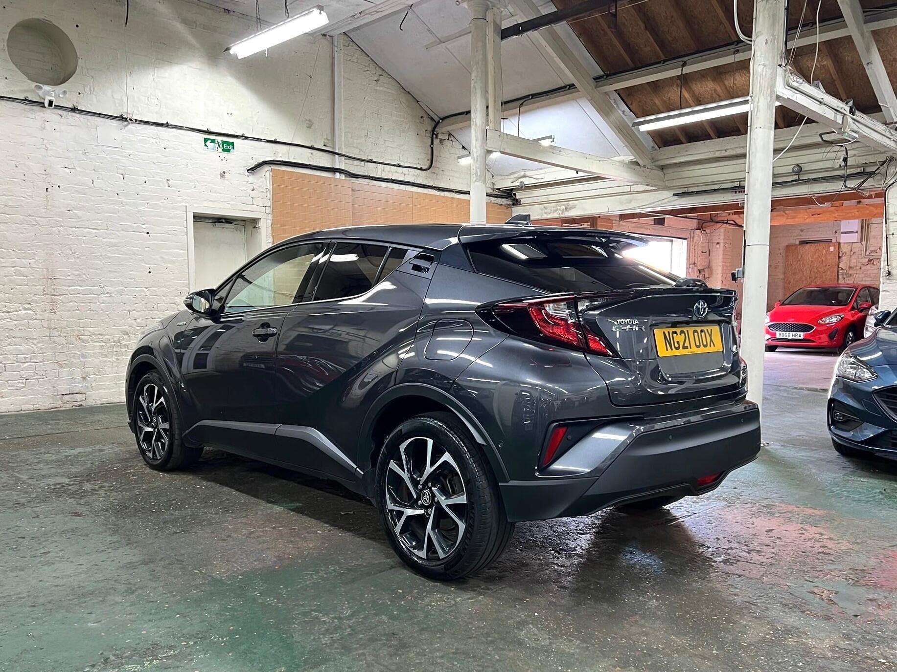 2021 TOYOTA C-HR 2021 TOYOTA C-HR