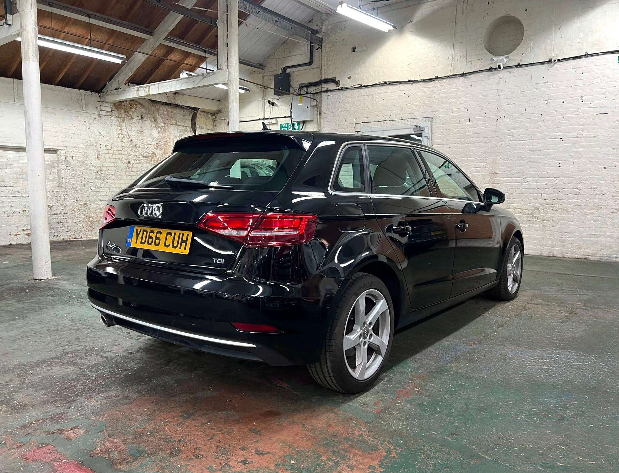 2016 AUDI A3 2016 AUDI A3
