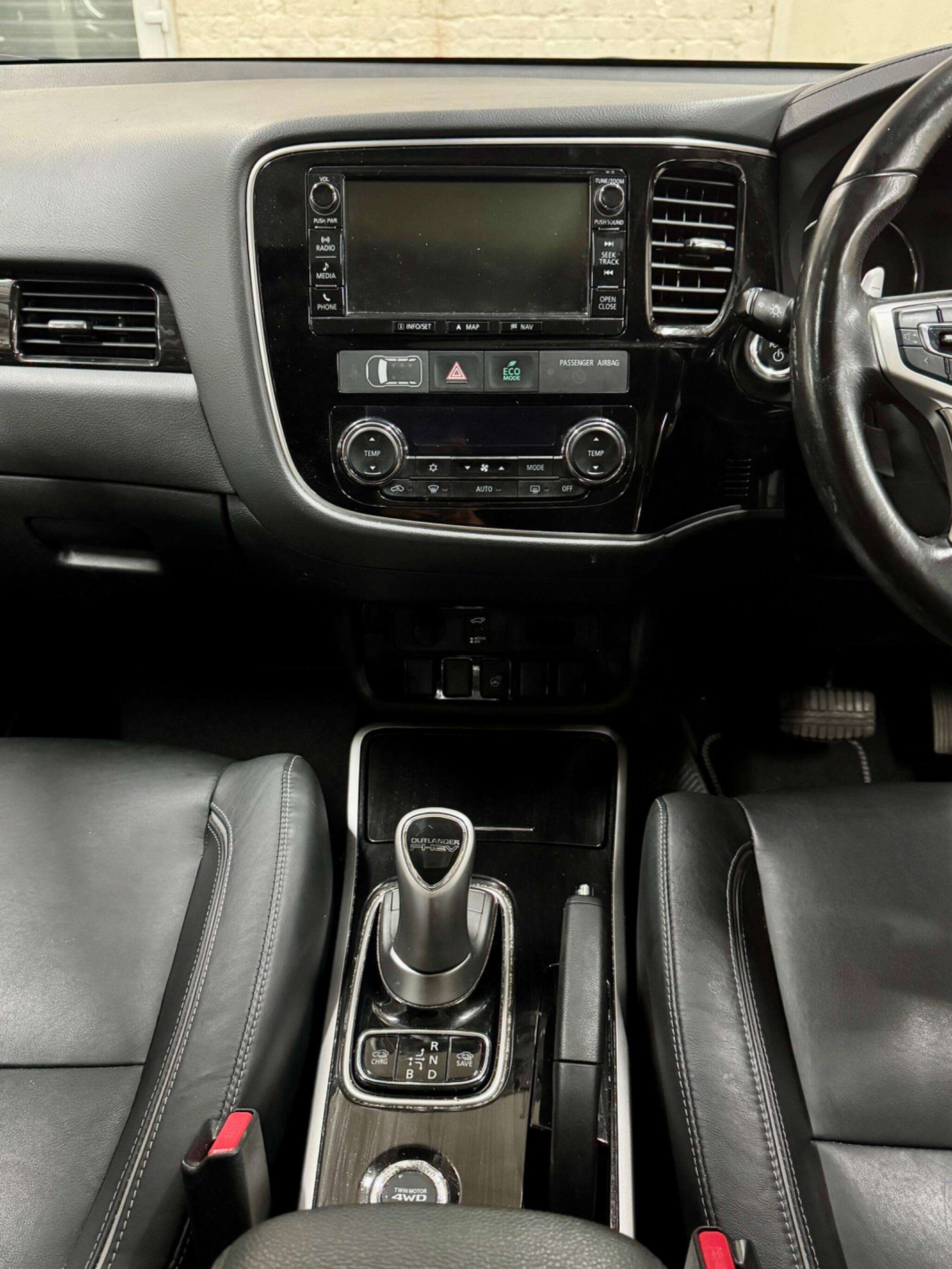 2016 MITSUBISHI OUTLANDER 2016 MITSUBISHI OUTLANDER