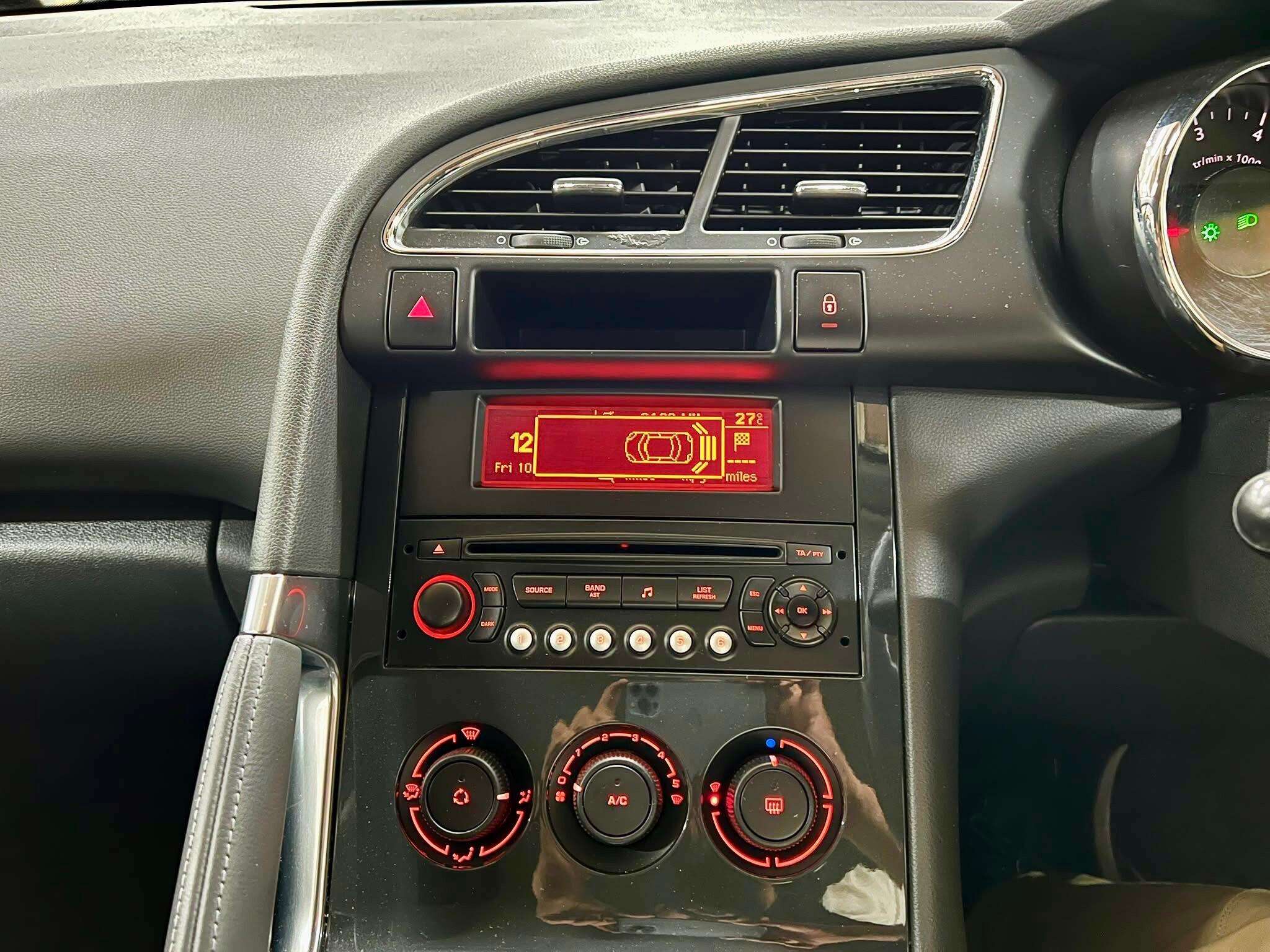2011 PEUGEOT 3008 2011 PEUGEOT 3008