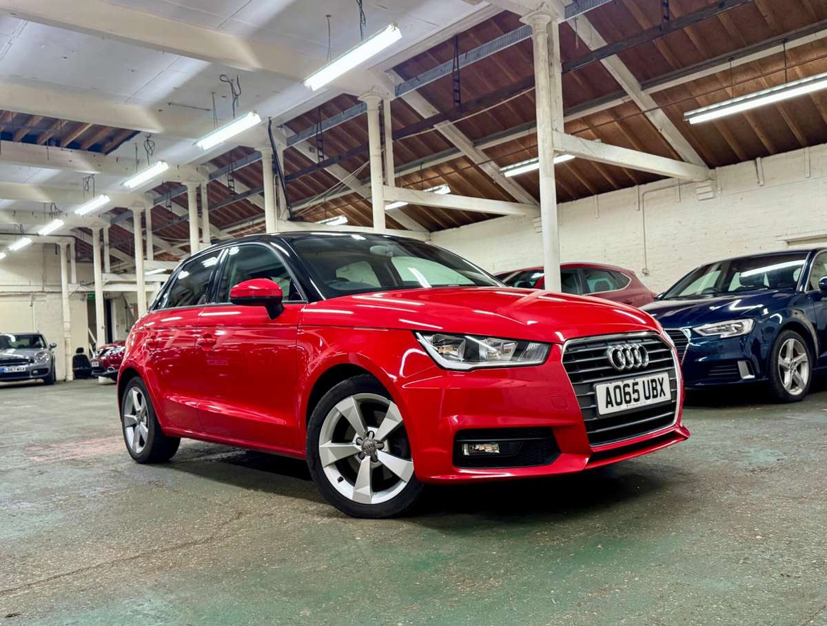 Check out this Audi A1 2015 Diesel Manual