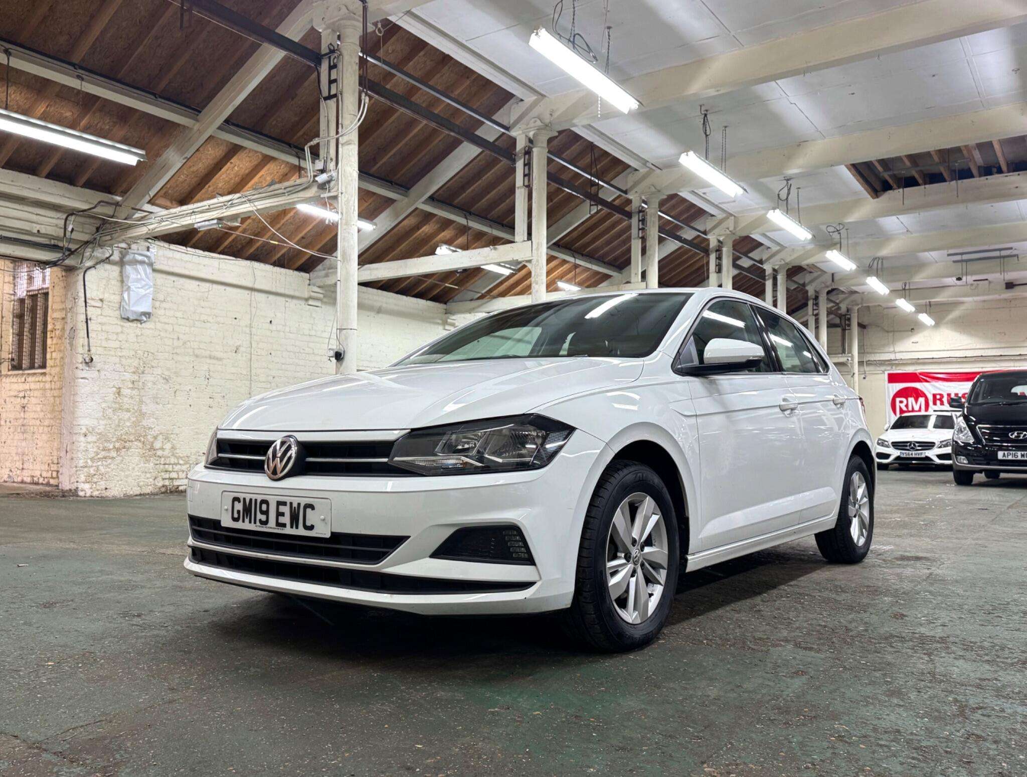 A 2019 VOLKSWAGEN POLO 1.6 TDI SE Euro 6 (s/s) 5dr A 2019 VOLKSWAGEN POLO 1.6 TDI SE Euro 6 (s/s) 5dr