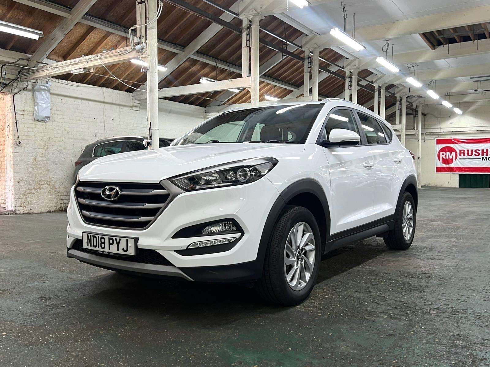 A 2018 HYUNDAI TUCSON GDI SE NAV BLUE DRIVE A 2018 HYUNDAI TUCSON GDI SE NAV BLUE DRIVE