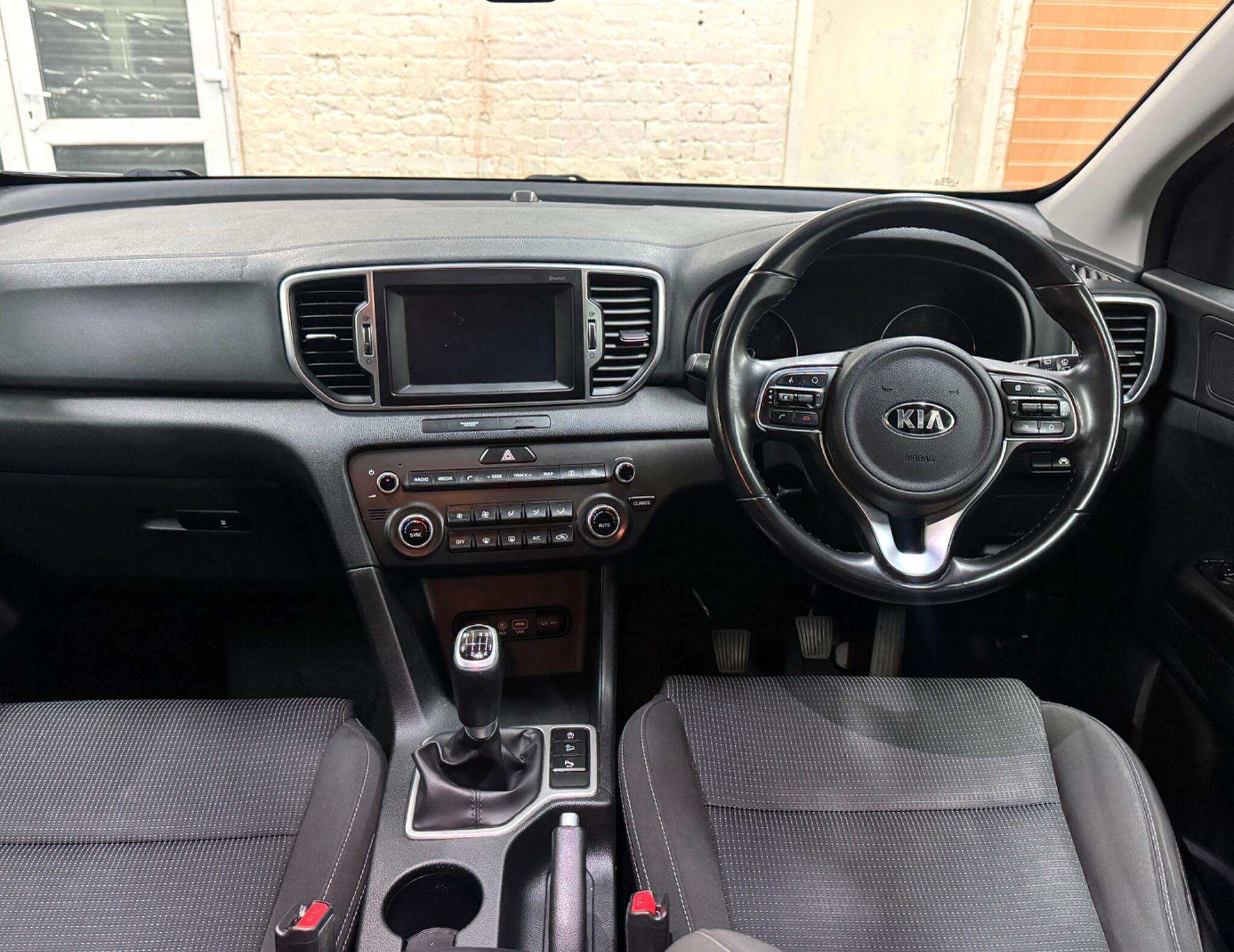 2017 KIA SPORTAGE 2017 KIA SPORTAGE