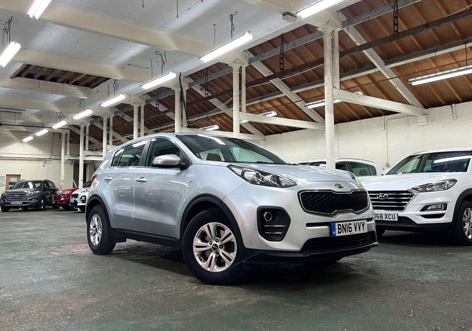 A 2016 KIA SPORTAGE 1.7 CRDi 1 Euro 6 (s/s) 5dr A 2016 KIA SPORTAGE 1.7 CRDi 1 Euro 6 (s/s) 5dr
