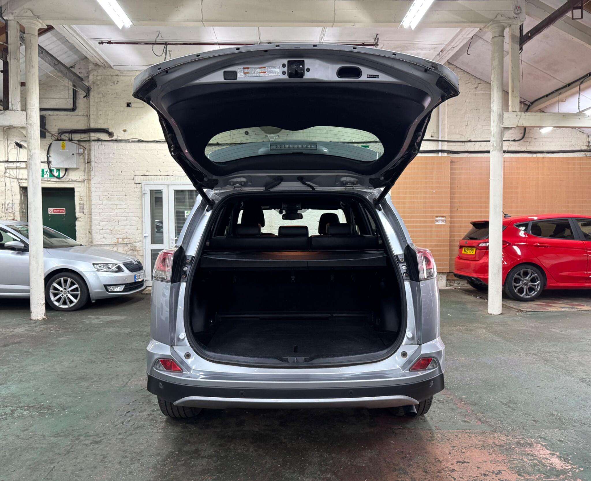 2018 TOYOTA RAV4 2018 TOYOTA RAV4