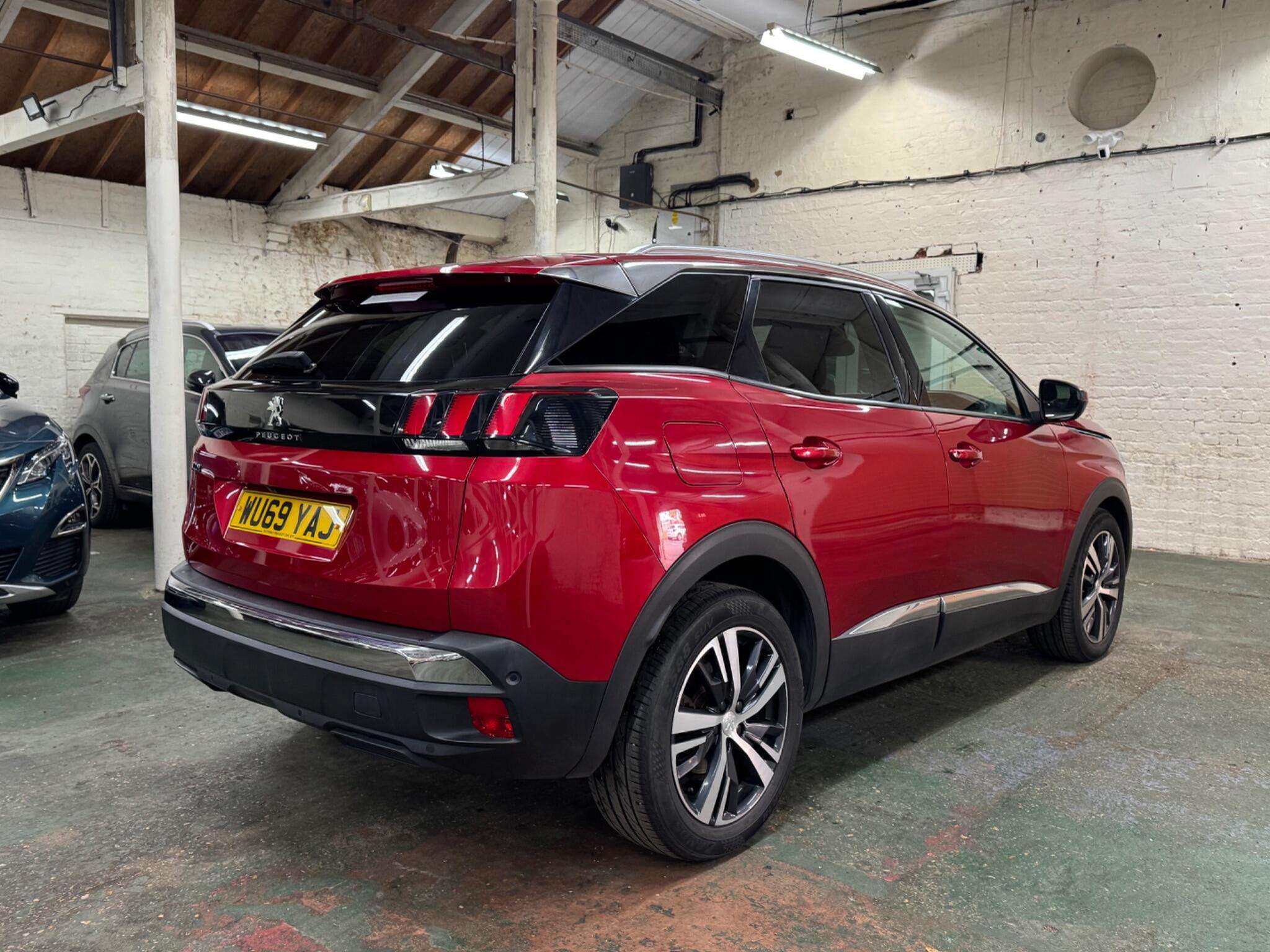 2019 PEUGEOT 3008 2019 PEUGEOT 3008