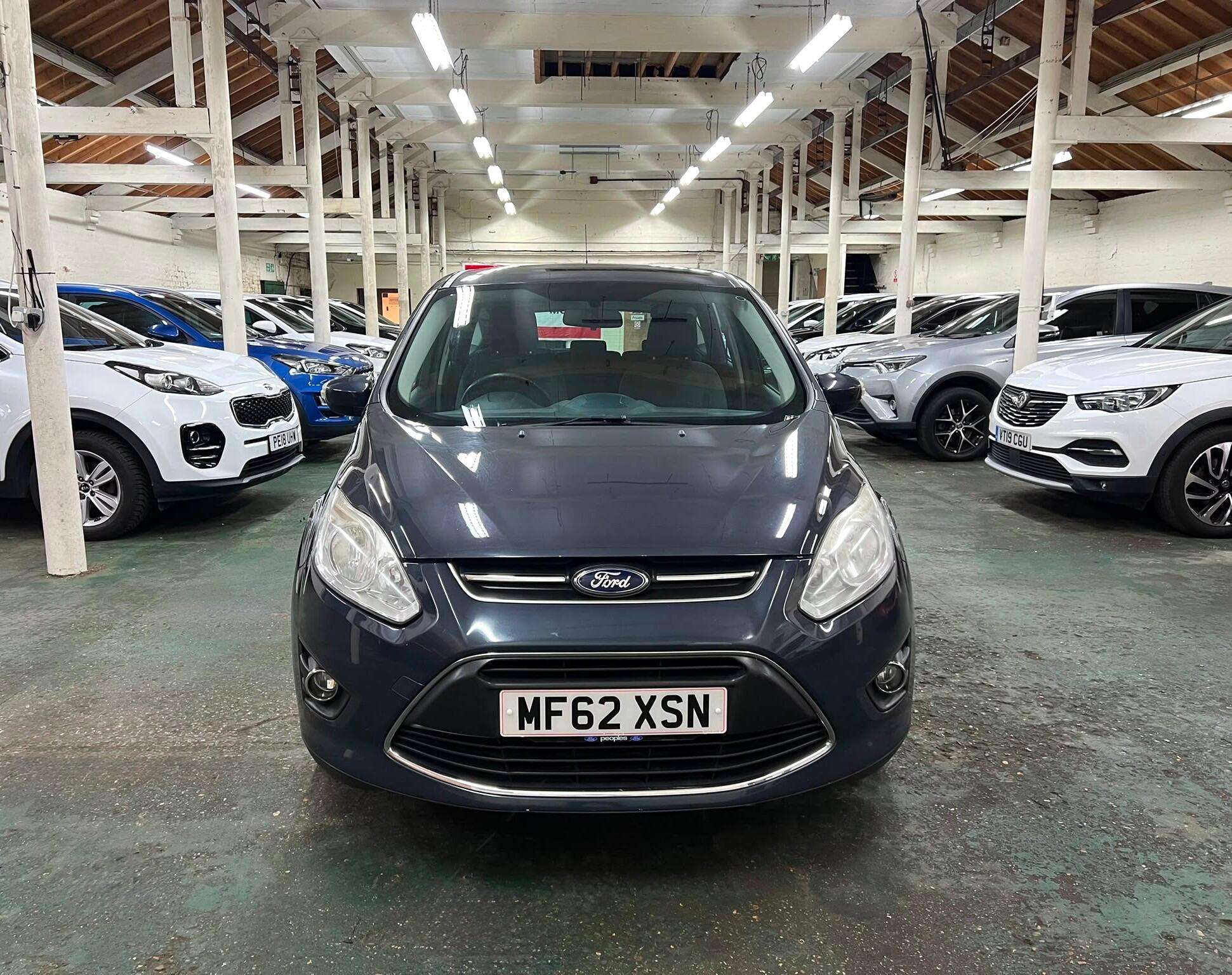 A 2012 FORD C-MAX 1.6 Zetec Euro 5 5dr A 2012 FORD C-MAX 1.6 Zetec Euro 5 5dr