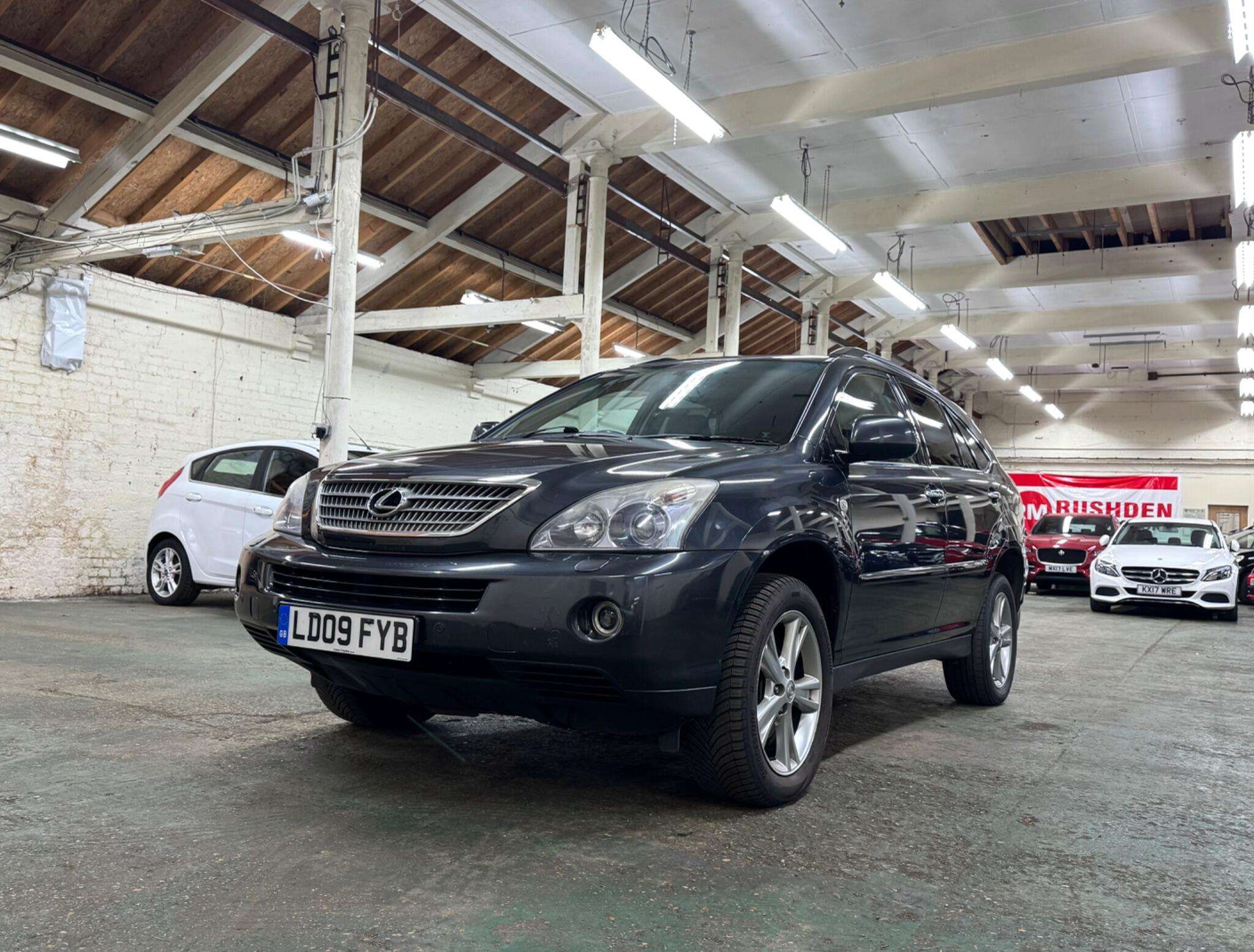 A 2009 LEXUS RX 3.3 400h Limited Edition Executive CVT 5dr A 2009 LEXUS RX 3.3 400h Limited Edition Executive CVT 5dr