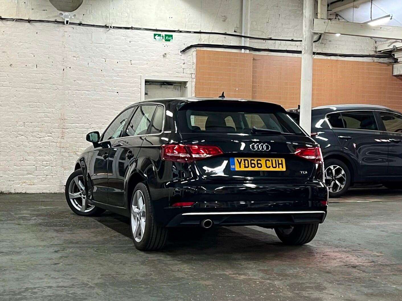 2016 AUDI A3 2016 AUDI A3