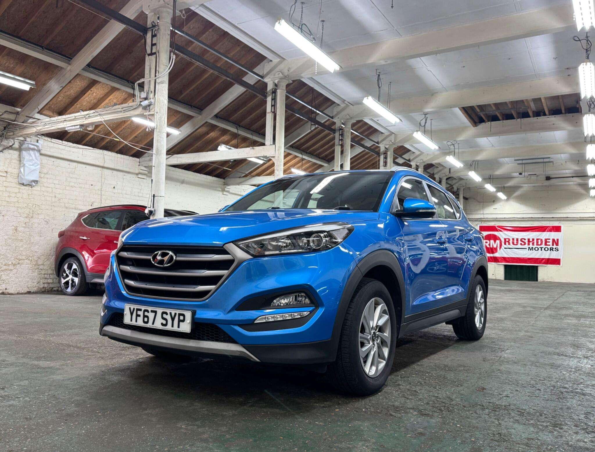 A 2017 HYUNDAI TUCSON 1.6 GDi Blue Drive SE Nav Euro 6 (s/s) 5dr A 2017 HYUNDAI TUCSON 1.6 GDi Blue Drive SE Nav Euro 6 (s/s) 5dr