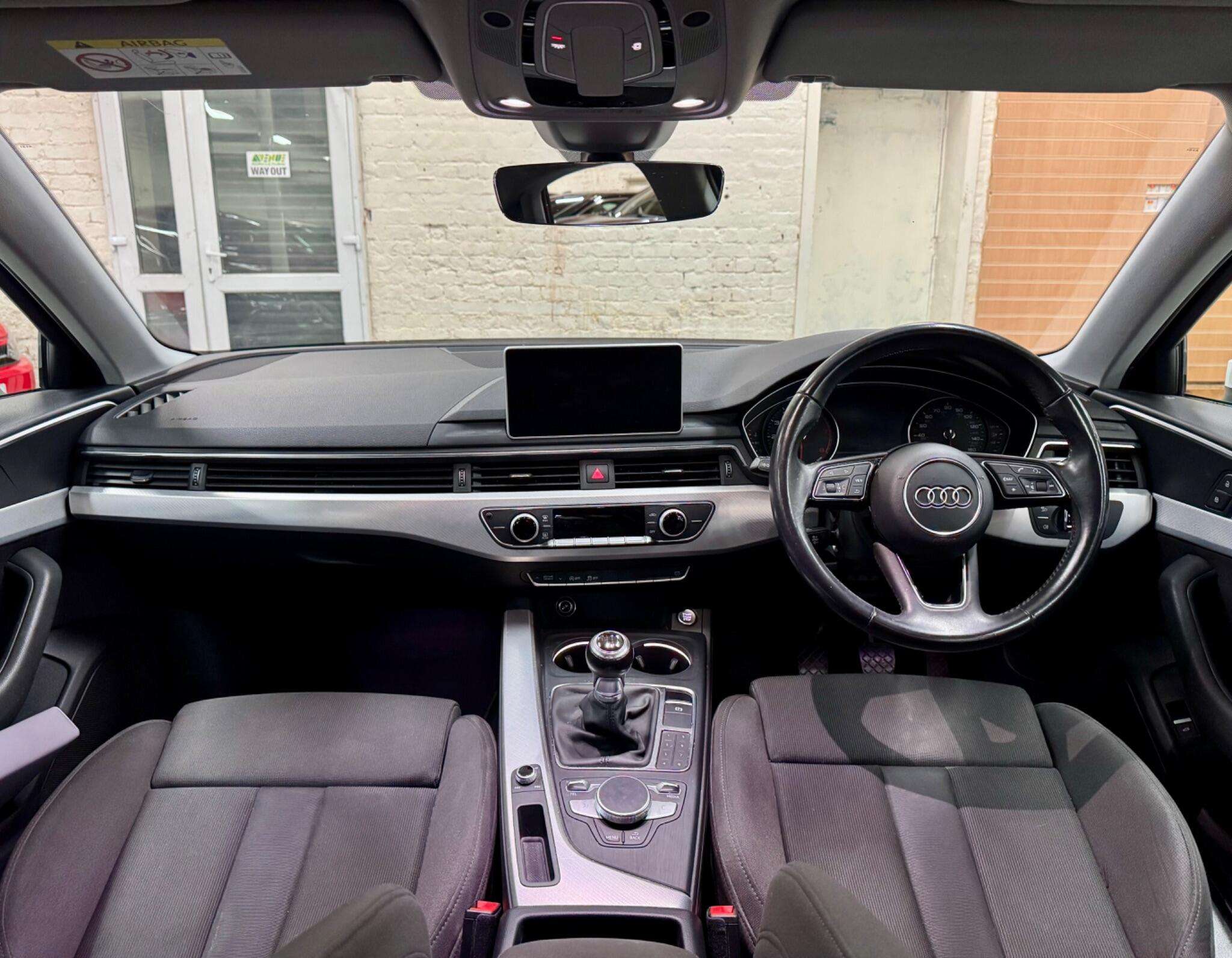 2016 AUDI A4 2016 AUDI A4