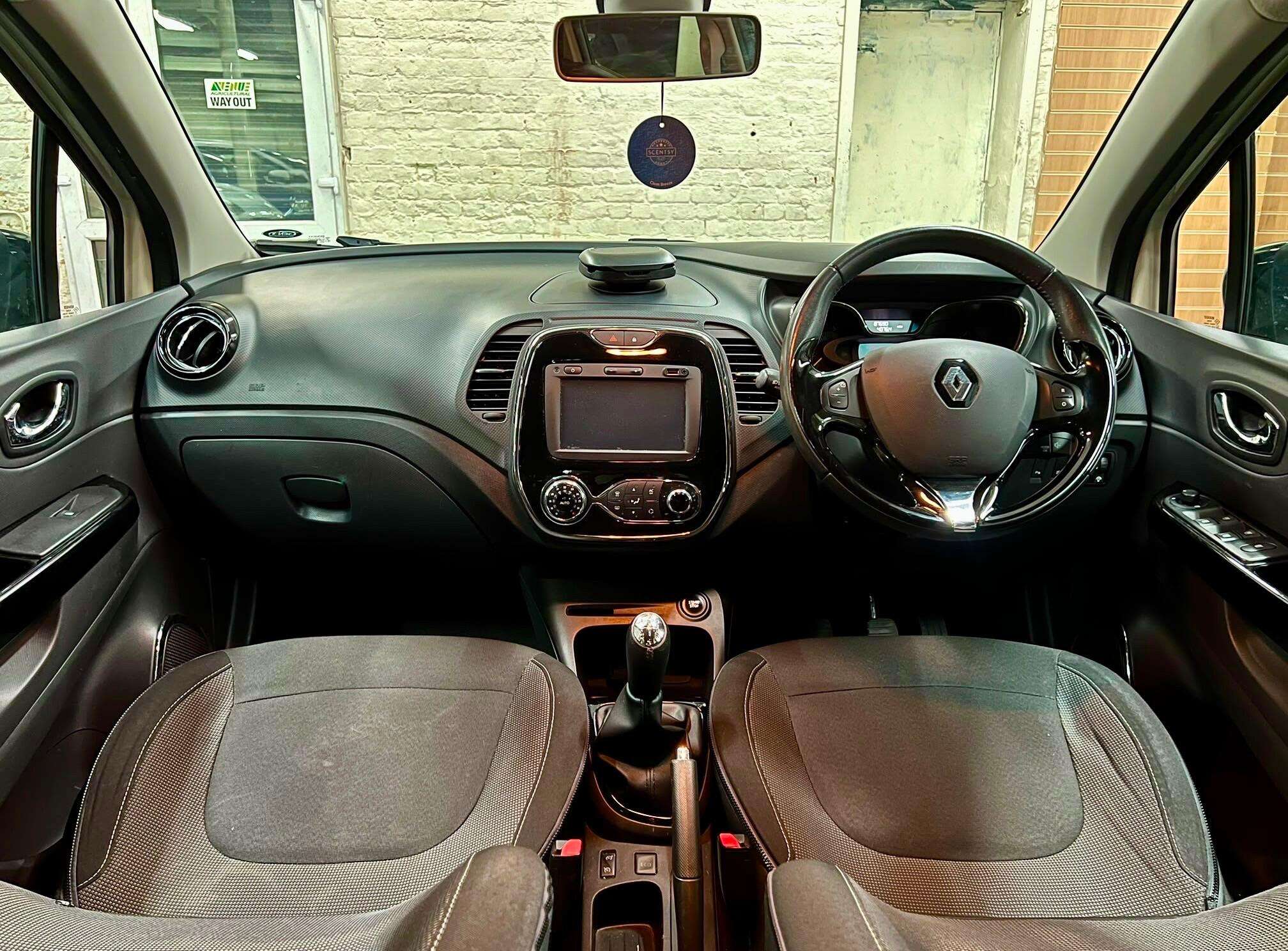 2015 RENAULT CAPTUR 2015 RENAULT CAPTUR