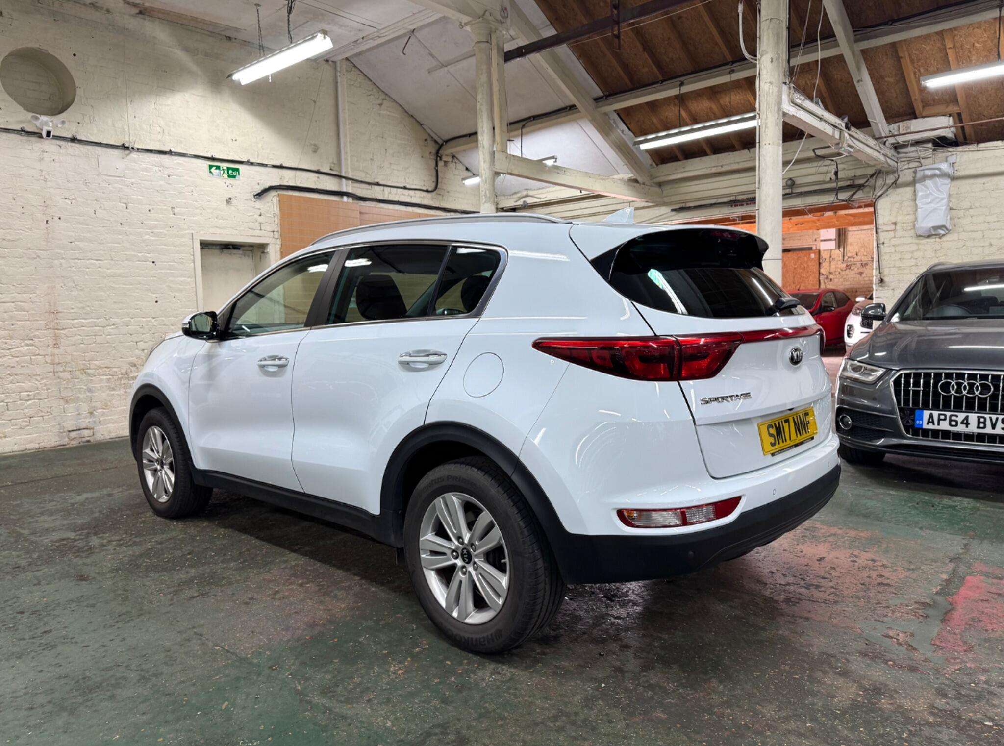 2017 KIA SPORTAGE 2017 KIA SPORTAGE