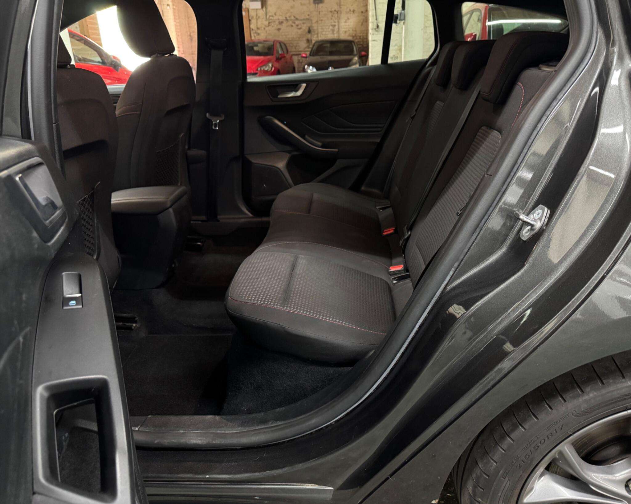 2021 FORD FOCUS 2021 FORD FOCUS