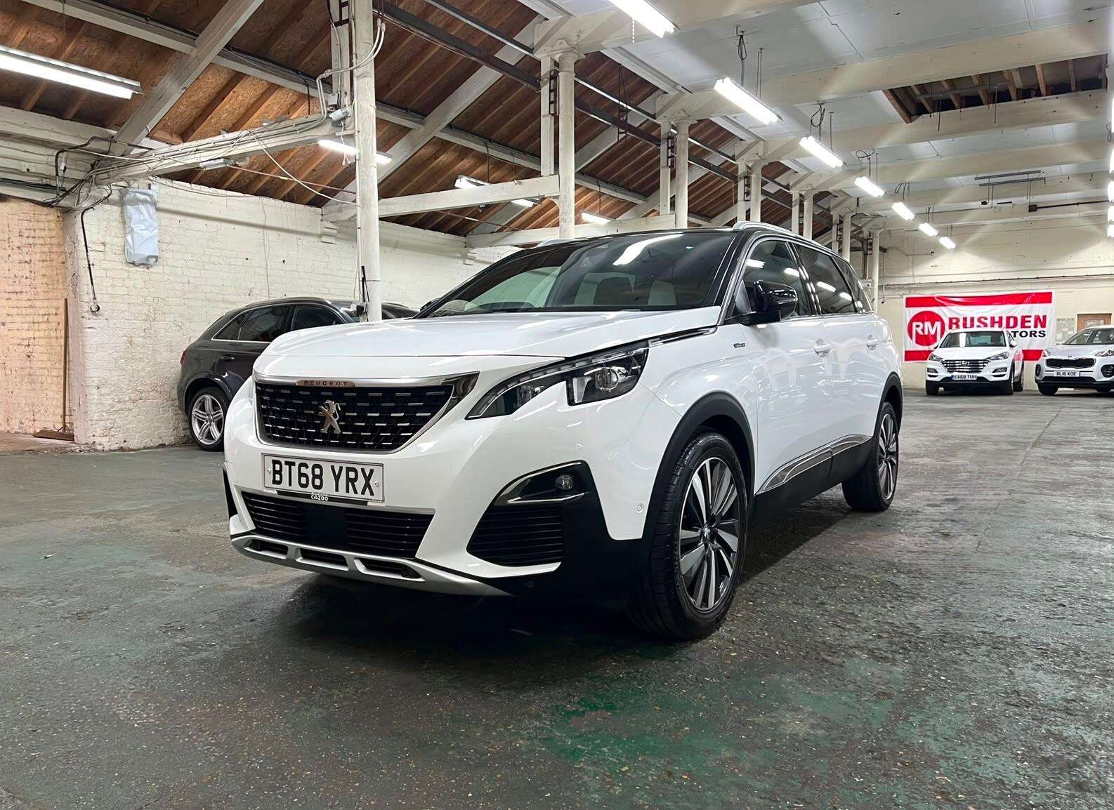 A 2019 PEUGEOT 5008 1.5 BlueHDi GT Line Premium EAT Euro 6 (s/s) 5dr A 2019 PEUGEOT 5008 1.5 BlueHDi GT Line Premium EAT Euro 6 (s/s) 5dr