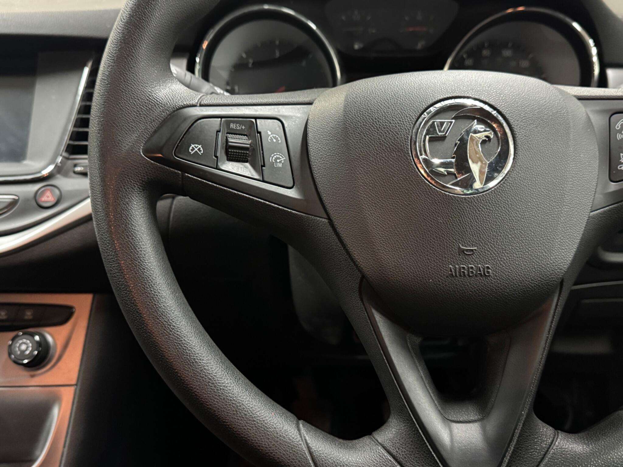 2018 VAUXHALL ASTRA 2018 VAUXHALL ASTRA