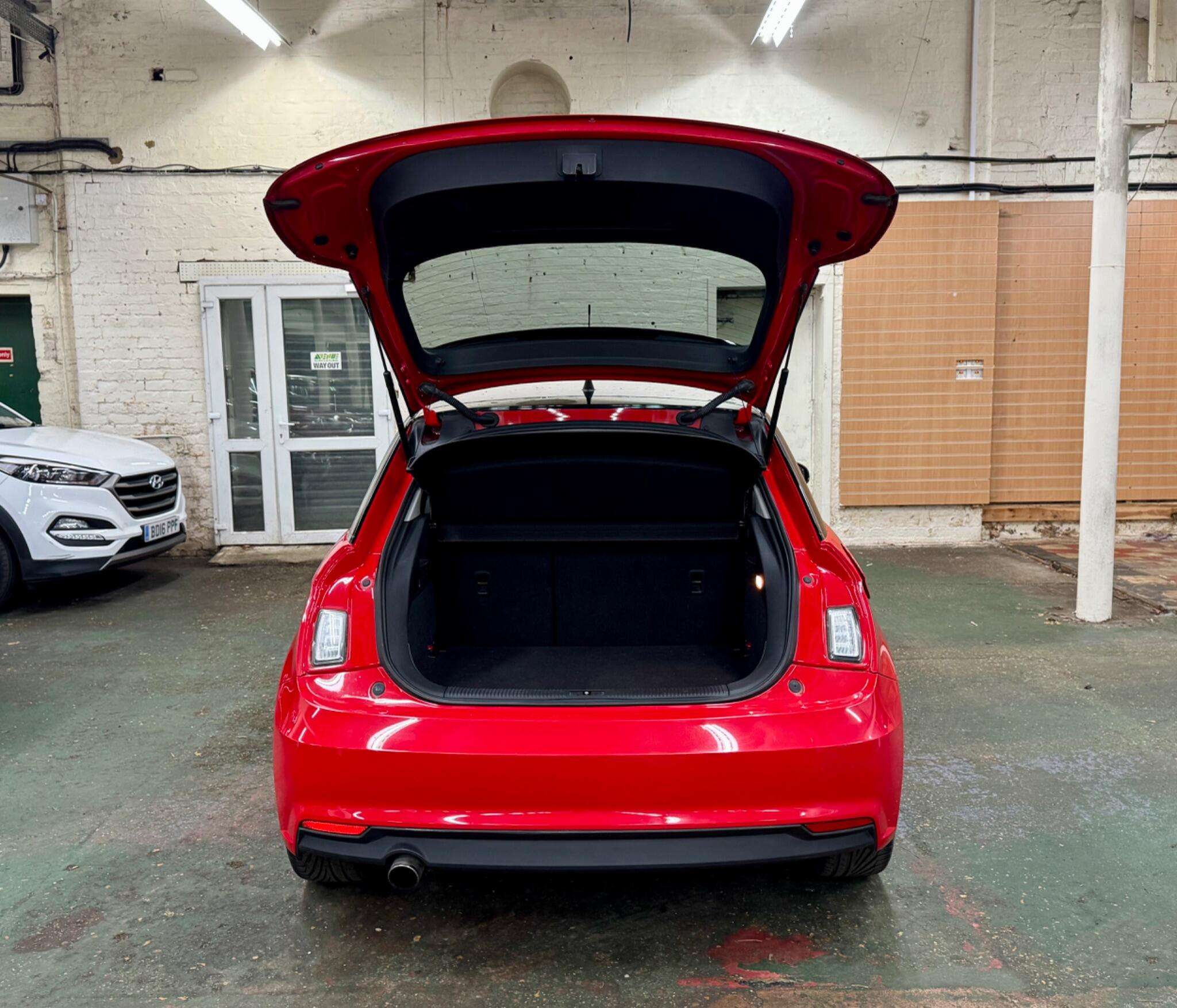 2015 AUDI A1 2015 AUDI A1