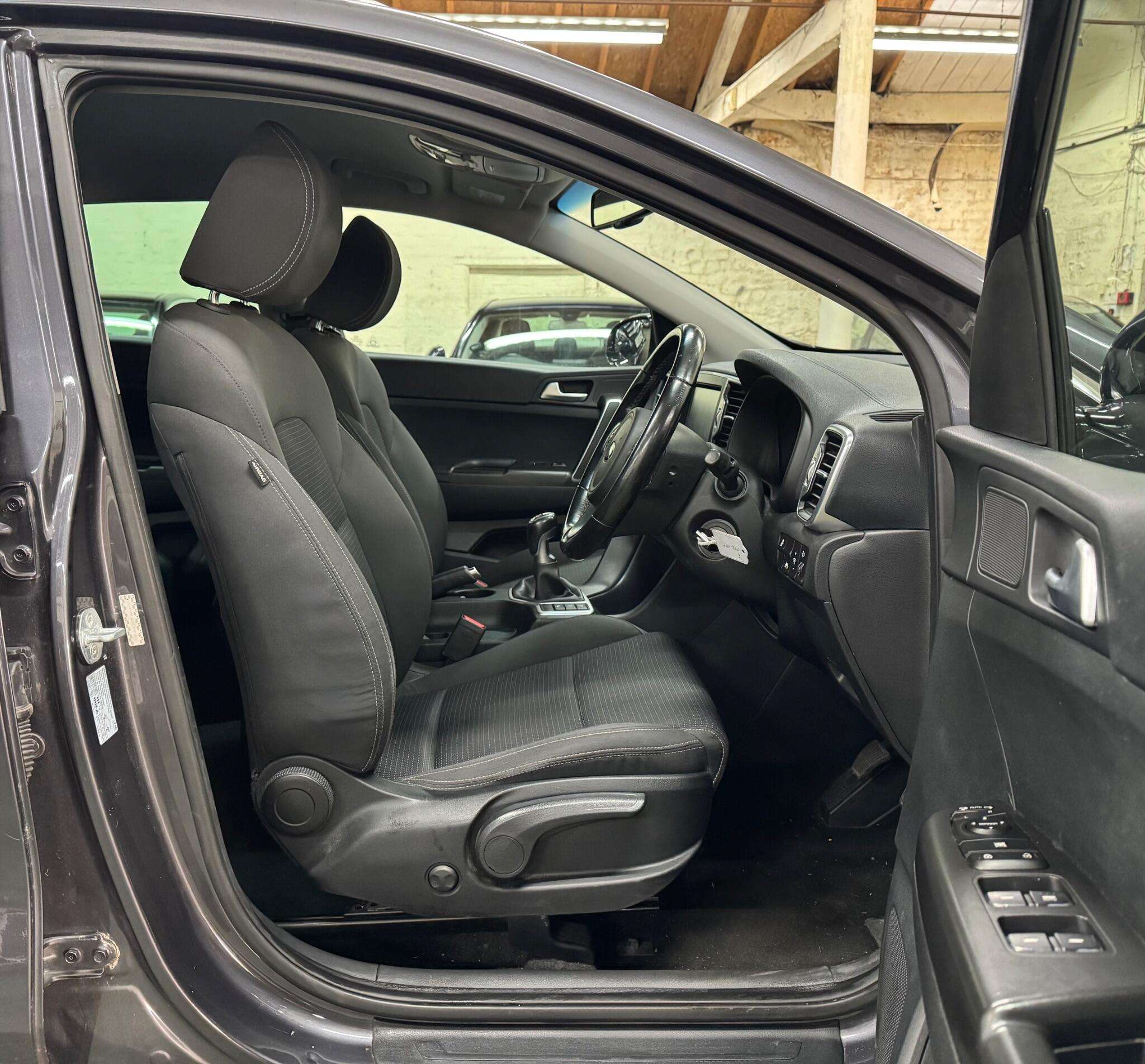 2017 KIA SPORTAGE 2017 KIA SPORTAGE