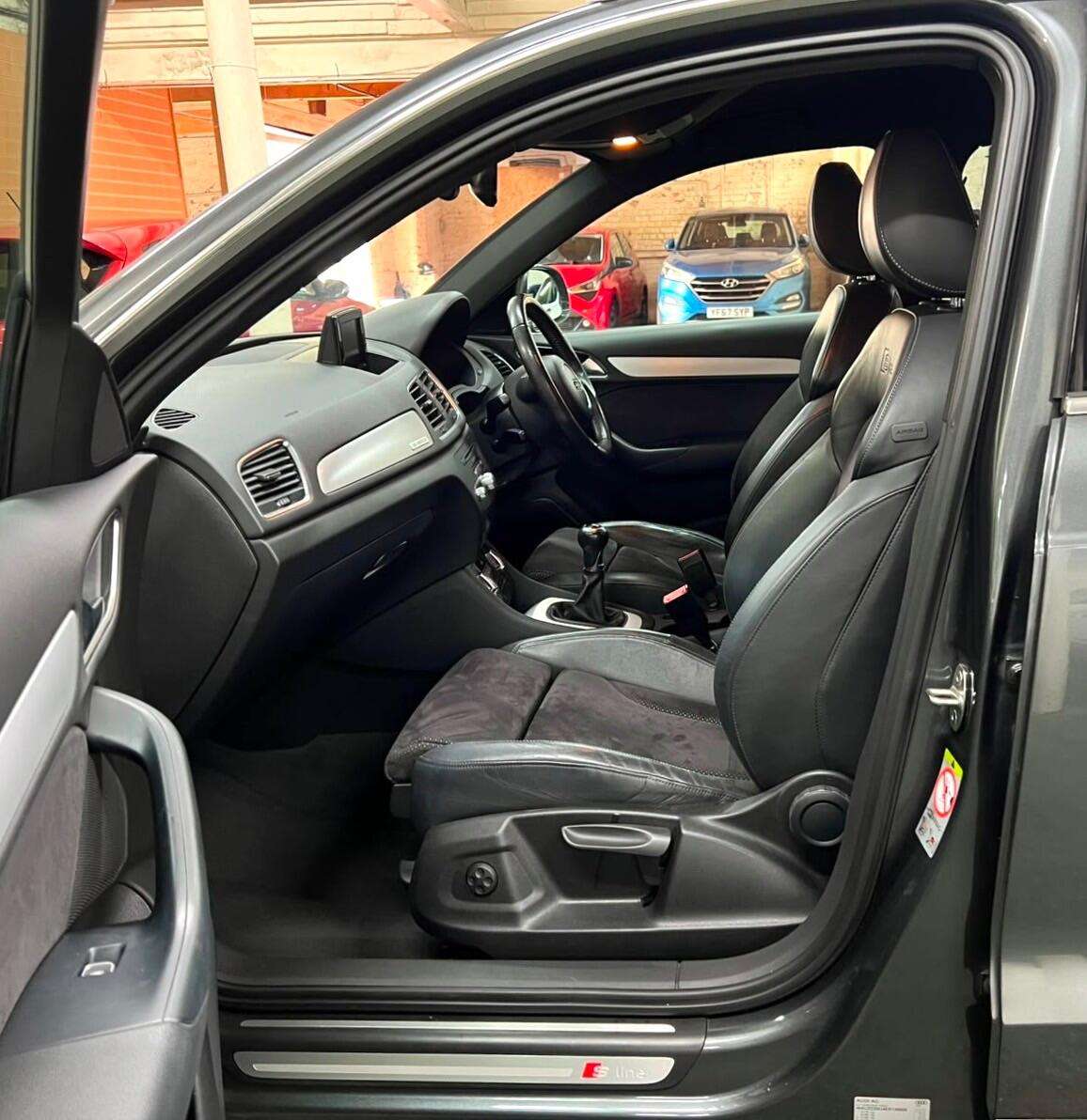 2014 AUDI Q3 2014 AUDI Q3