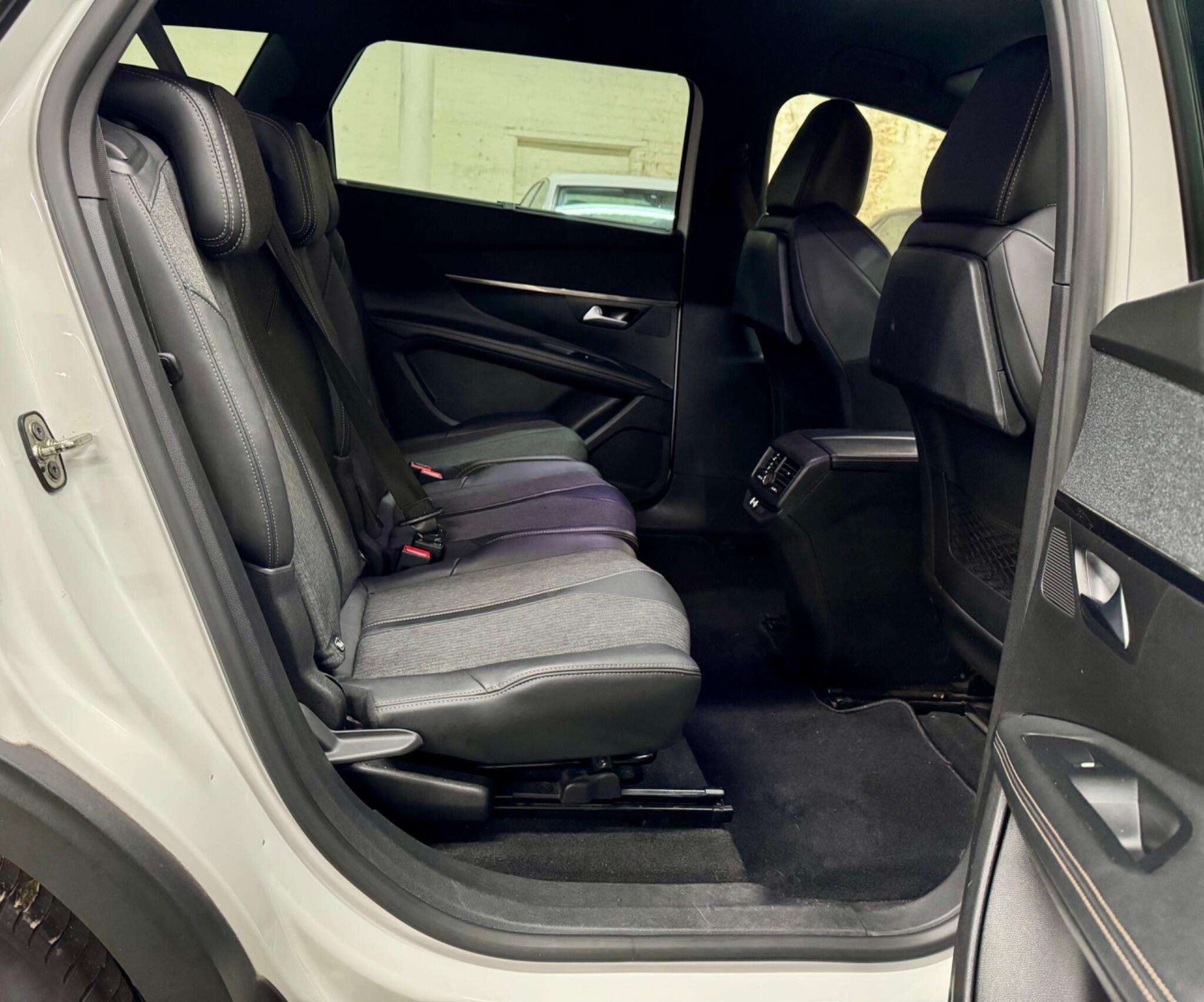 2020 PEUGEOT 5008 2020 PEUGEOT 5008