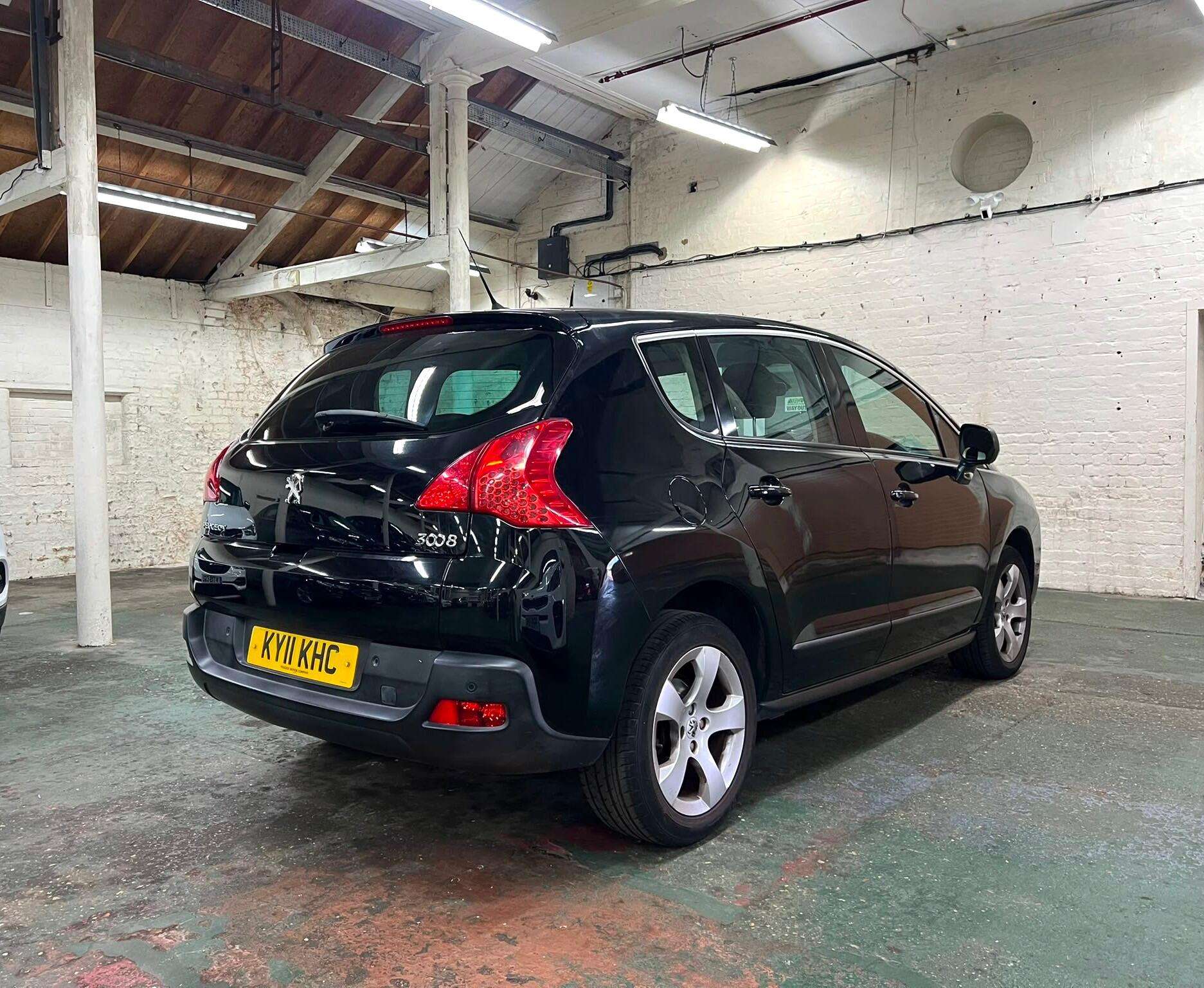2011 PEUGEOT 3008 2011 PEUGEOT 3008