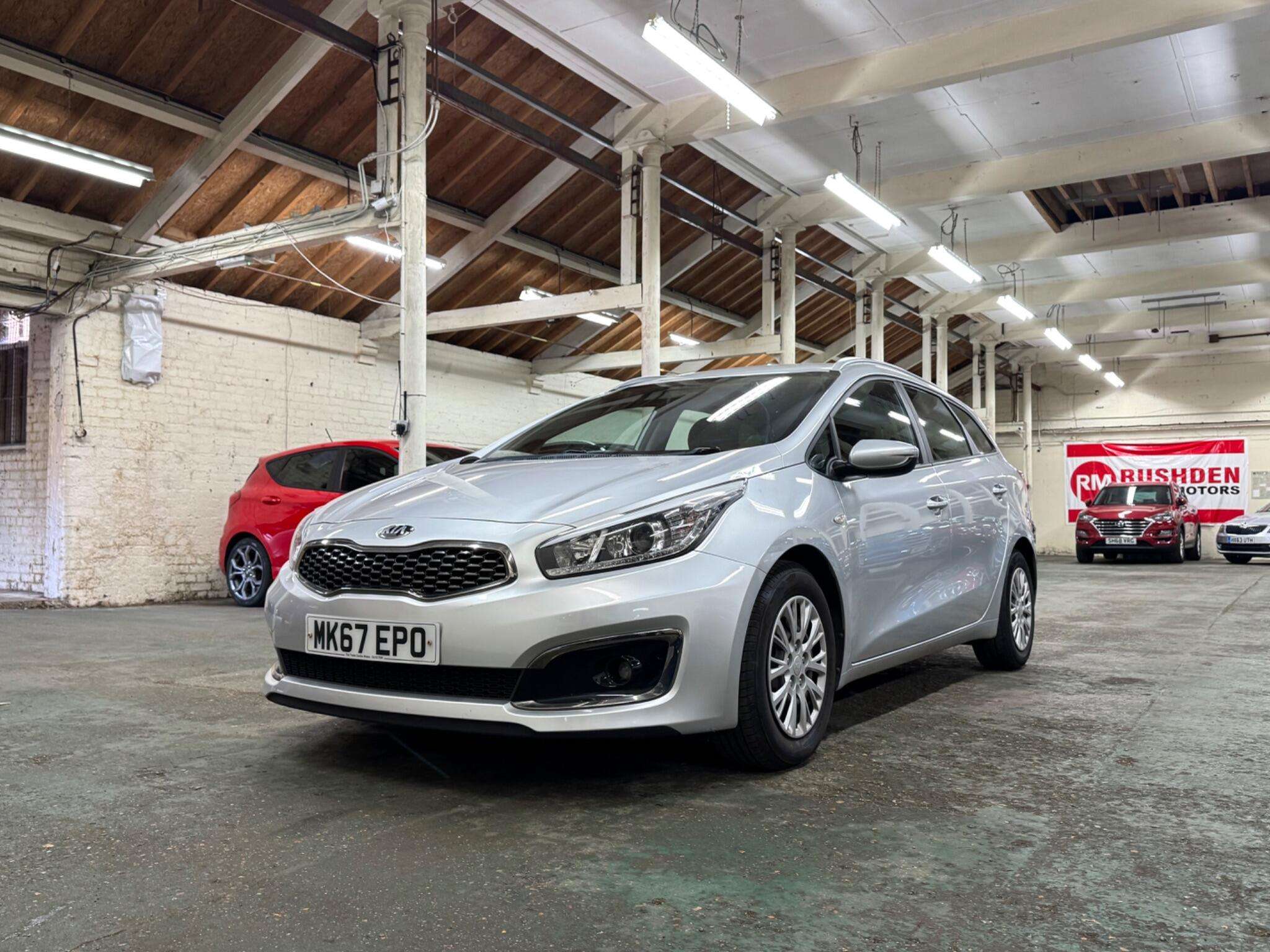 A 2017 KIA CEED 1.6 CRDi 1 Sportswagon Euro 6 (s/s) 5dr A 2017 KIA CEED 1.6 CRDi 1 Sportswagon Euro 6 (s/s) 5dr