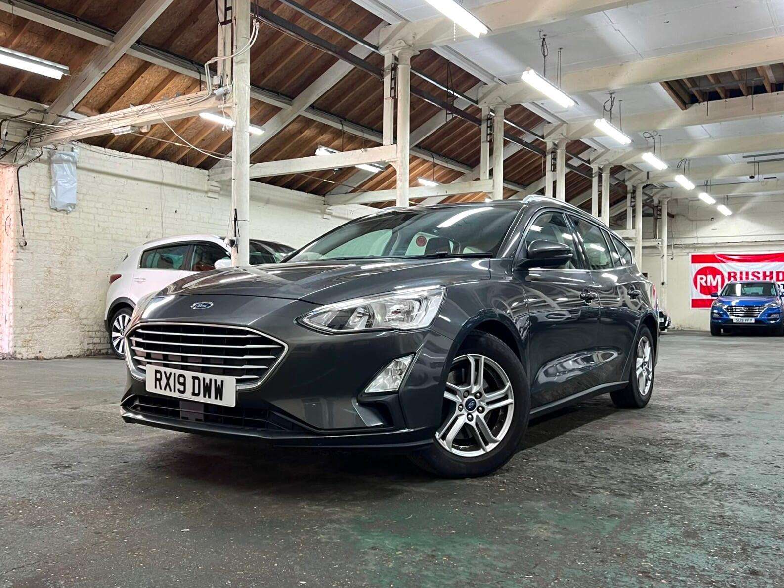 A 2019 FORD FOCUS 1.5 EcoBlue Zetec Estate 5dr Diesel Manual Euro 6 (s/s) (95 ps) A 2019 FORD FOCUS 1.5 EcoBlue Zetec Estate 5dr Diesel Manual Euro 6 (s/s) (95 ps)