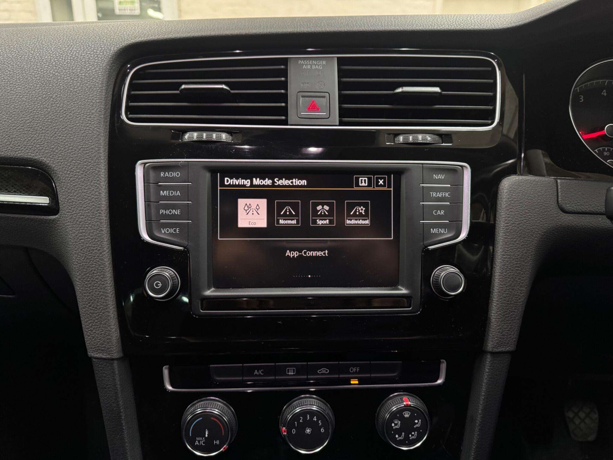 2015 VOLKSWAGEN GOLF 2015 VOLKSWAGEN GOLF