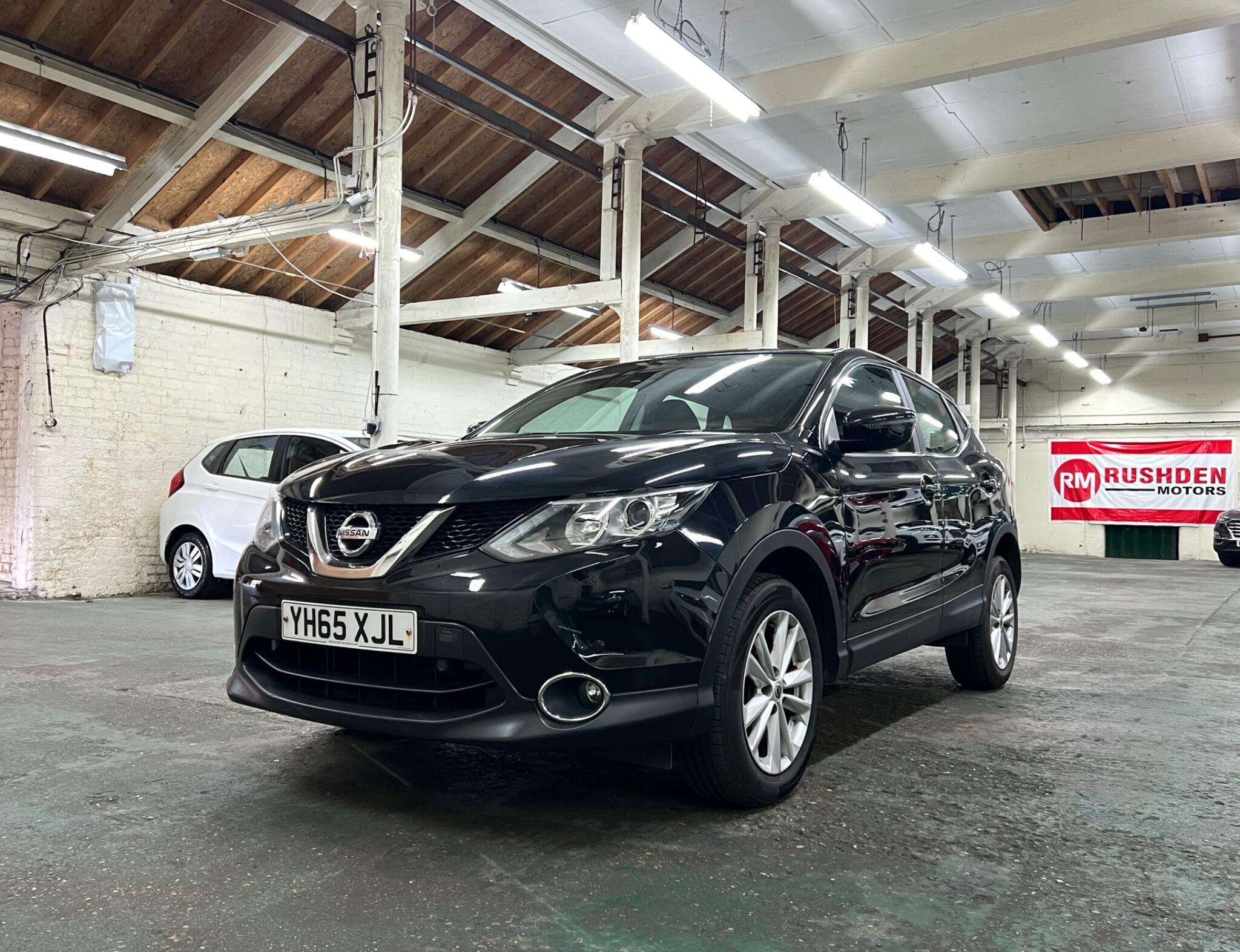 A 2015 NISSAN QASHQAI 1.5 dCi Acenta 2WD Euro 6 (s/s) 5dr A 2015 NISSAN QASHQAI 1.5 dCi Acenta 2WD Euro 6 (s/s) 5dr