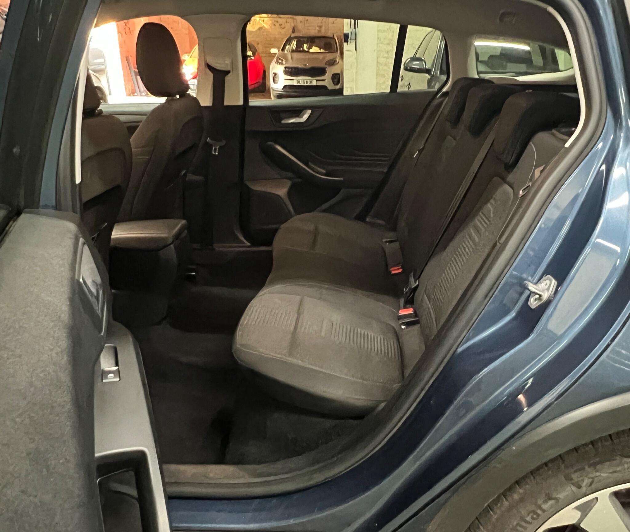 2021 FORD FOCUS 2021 FORD FOCUS