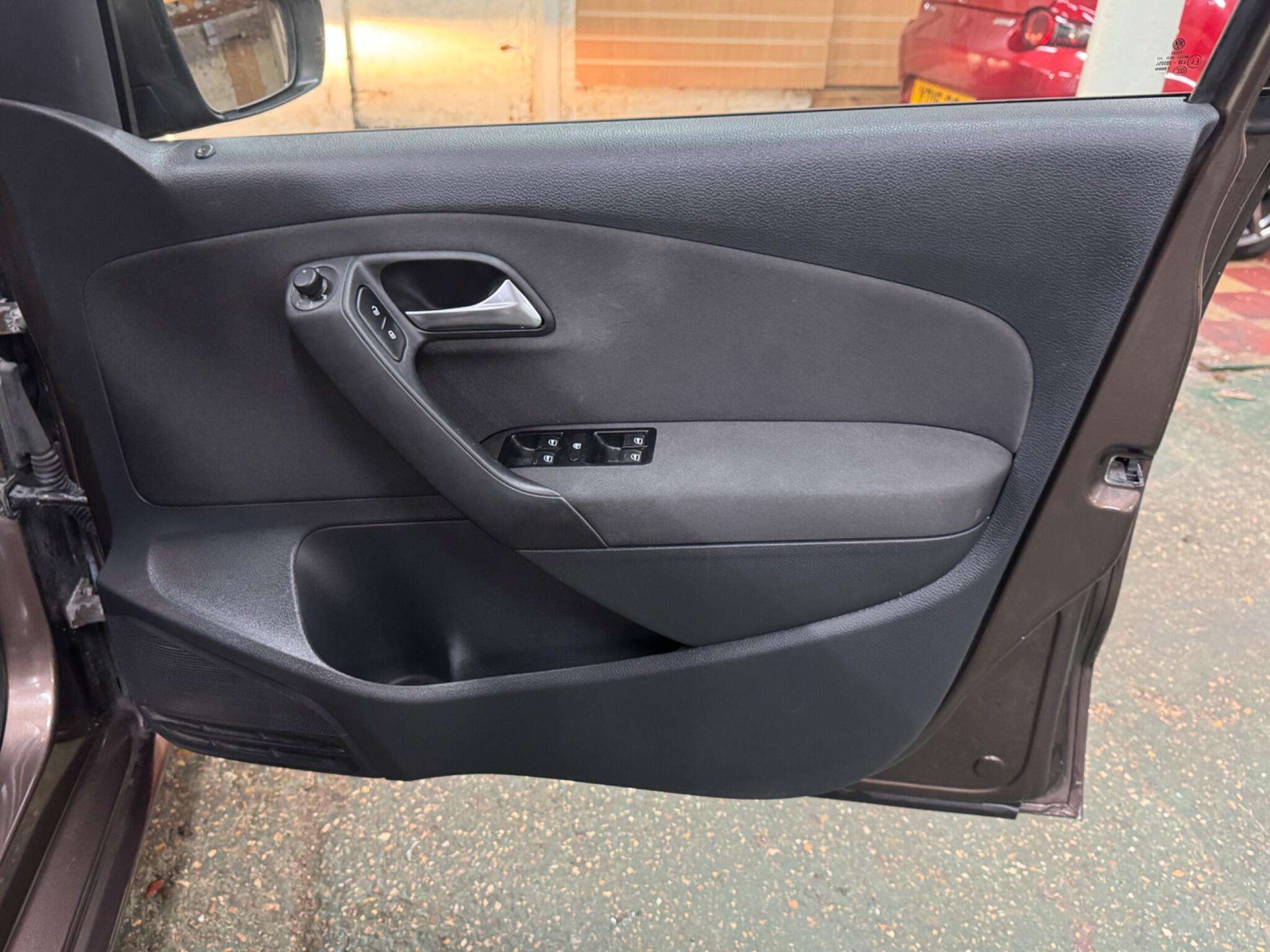 2013 VOLKSWAGEN POLO 2013 VOLKSWAGEN POLO