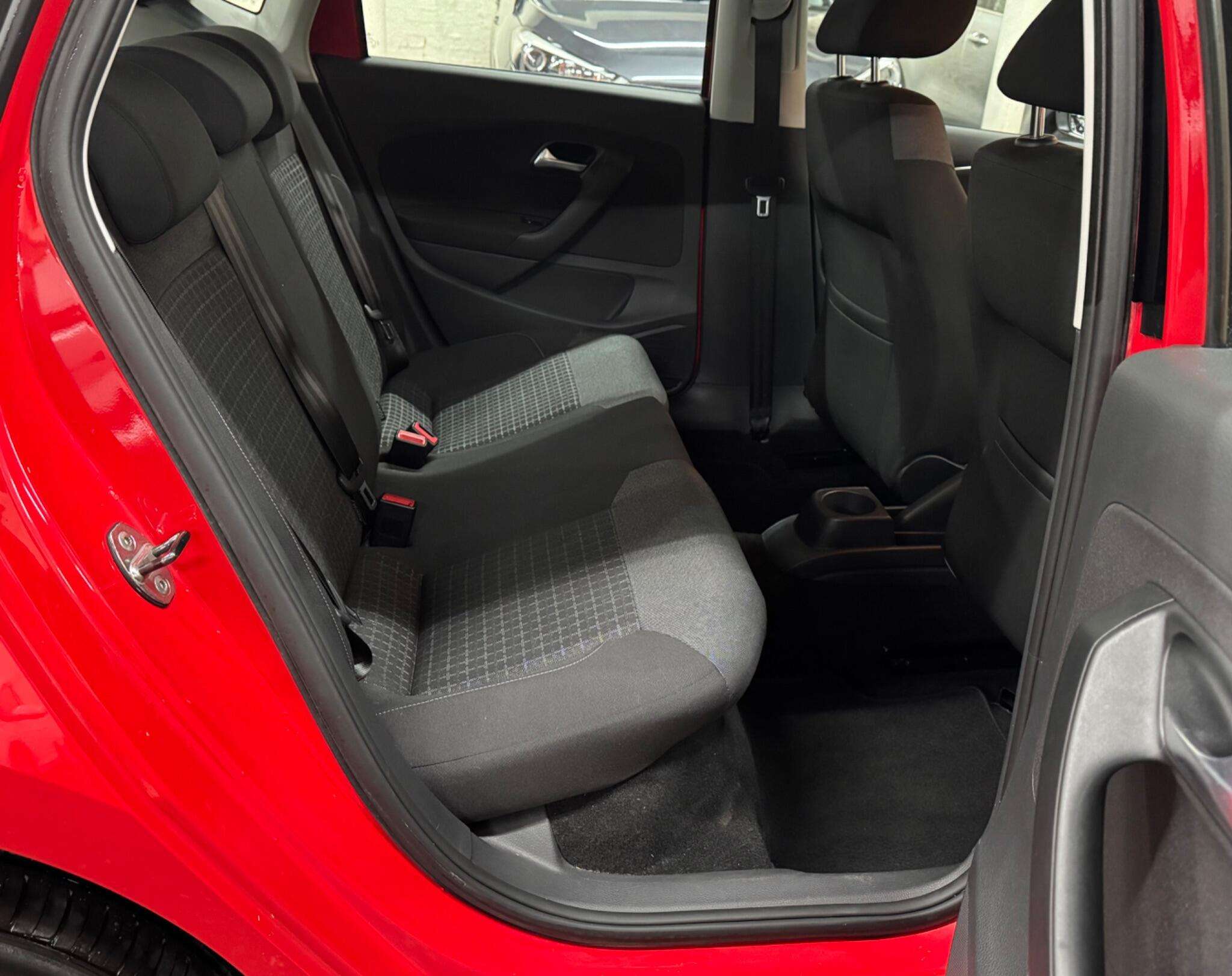 2015 VOLKSWAGEN POLO 2015 VOLKSWAGEN POLO