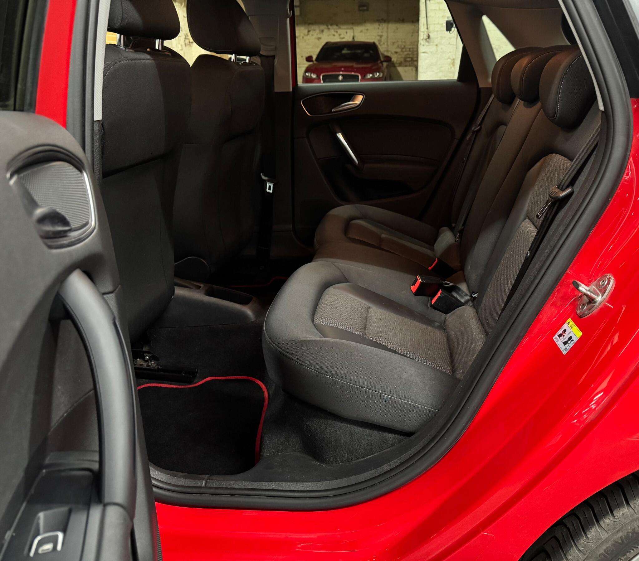 2015 AUDI A1 2015 AUDI A1