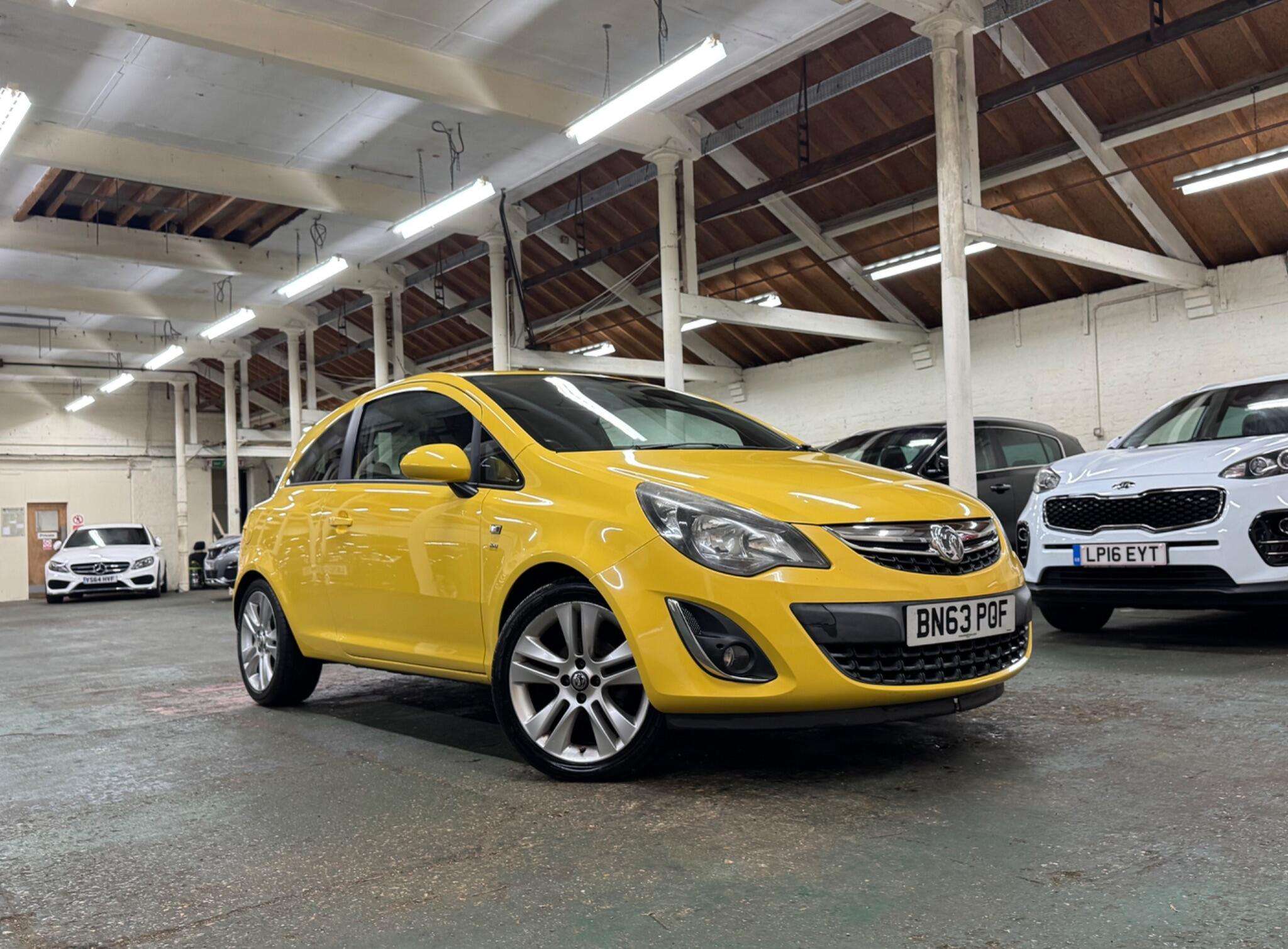 A 2013 VAUXHALL CORSA 1.2i ecoFLEX 16V SXi Euro 5 (s/s) 3dr (A/C) A 2013 VAUXHALL CORSA 1.2i ecoFLEX 16V SXi Euro 5 (s/s) 3dr (A/C)