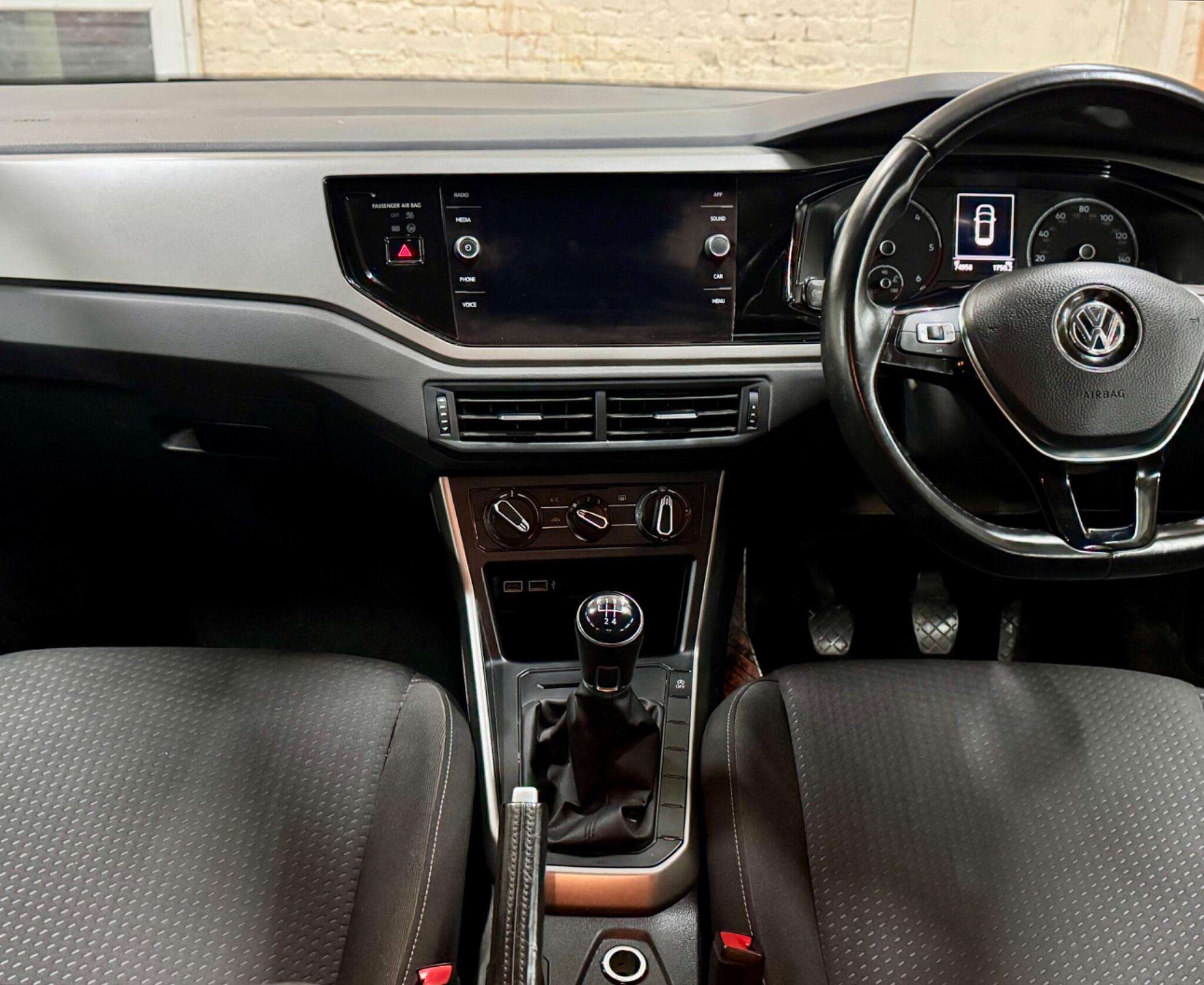 2019 VOLKSWAGEN POLO 2019 VOLKSWAGEN POLO