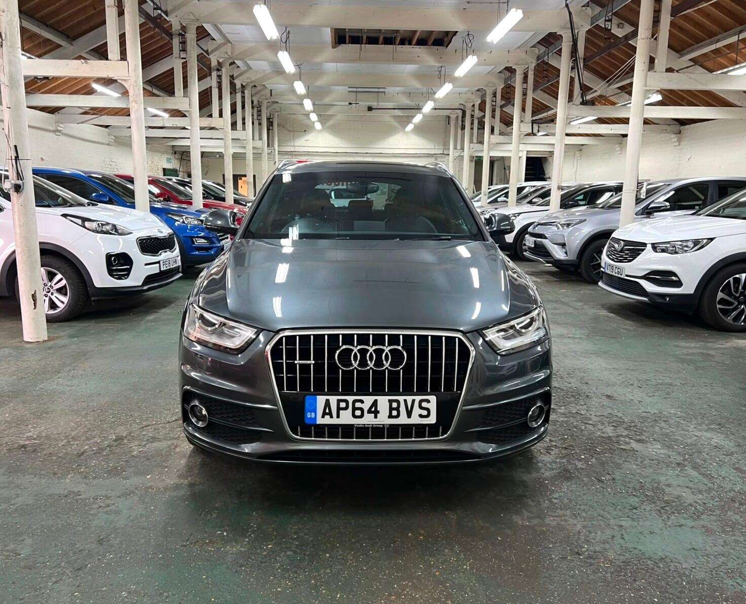 A 2014 AUDI Q3 2.0 TDI S line Plus quattro Euro 5 (s/s) 5dr A 2014 AUDI Q3 2.0 TDI S line Plus quattro Euro 5 (s/s) 5dr