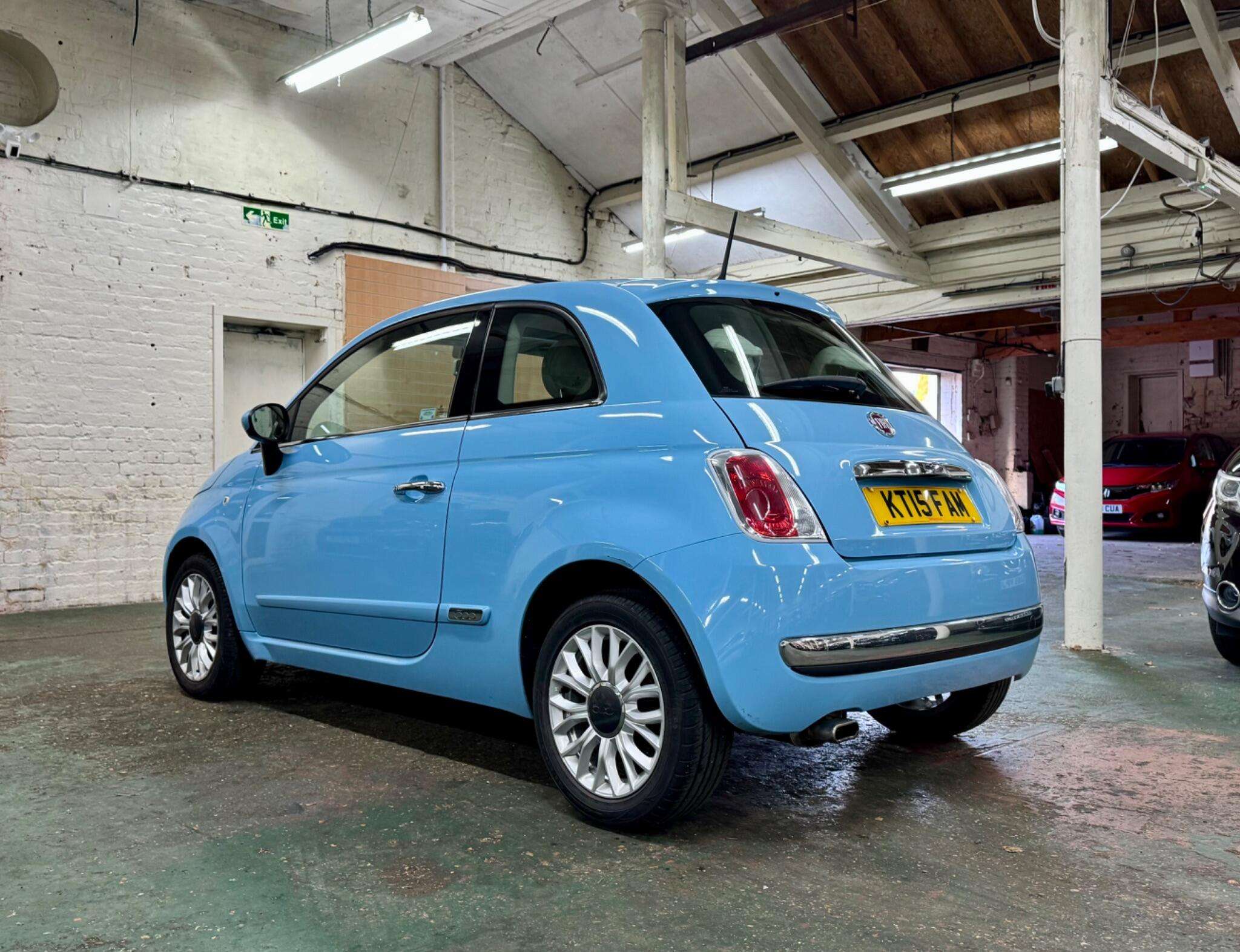 2015 FIAT 500 2015 FIAT 500