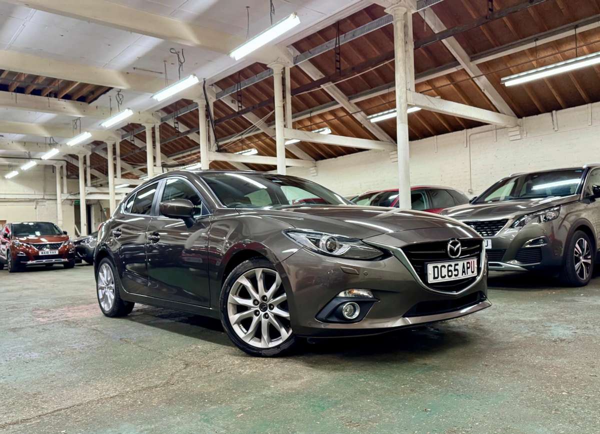 Check out this Mazda 3 2015 Petrol Manual