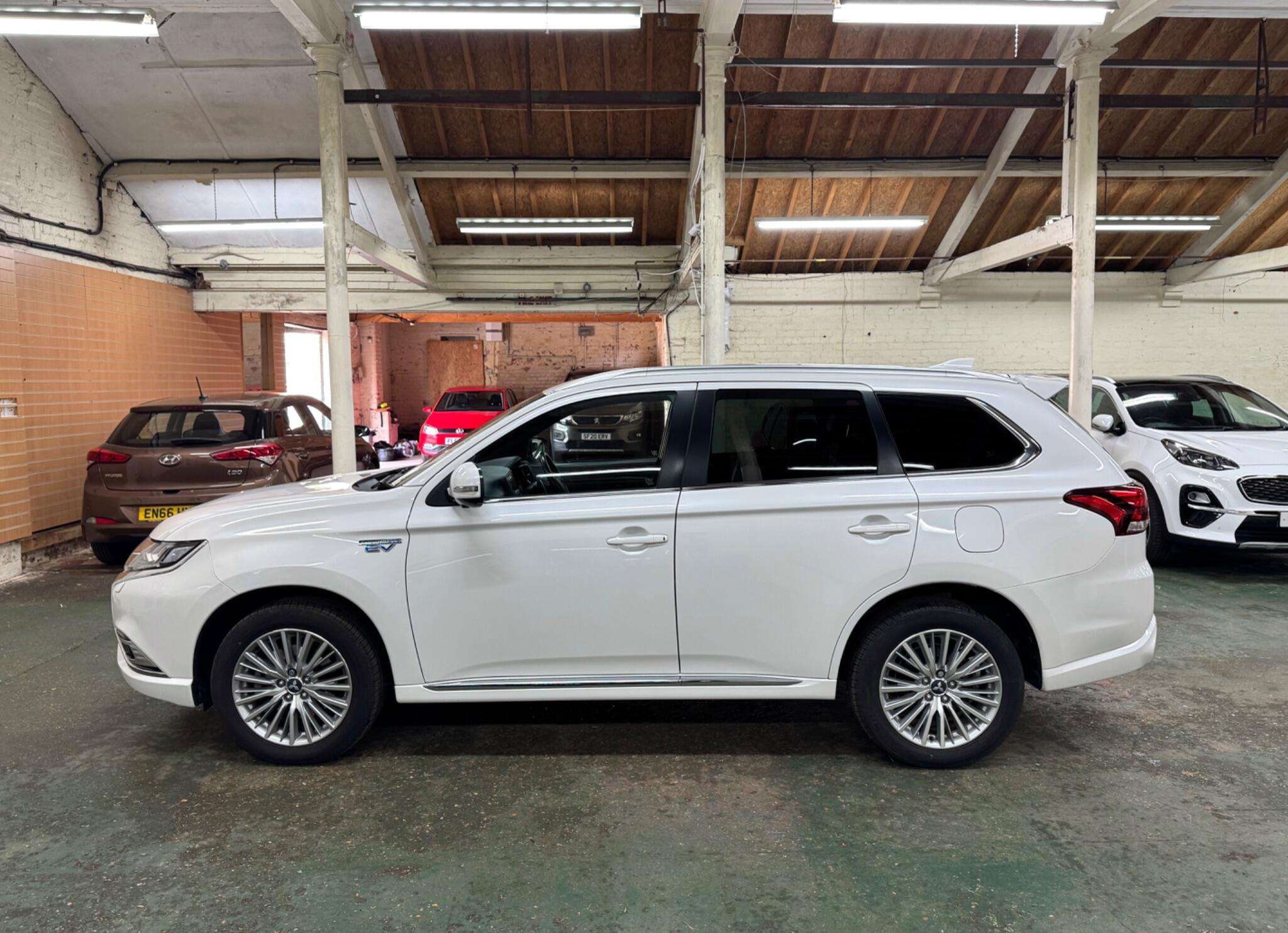 2018 MITSUBISHI OUTLANDER 2018 MITSUBISHI OUTLANDER