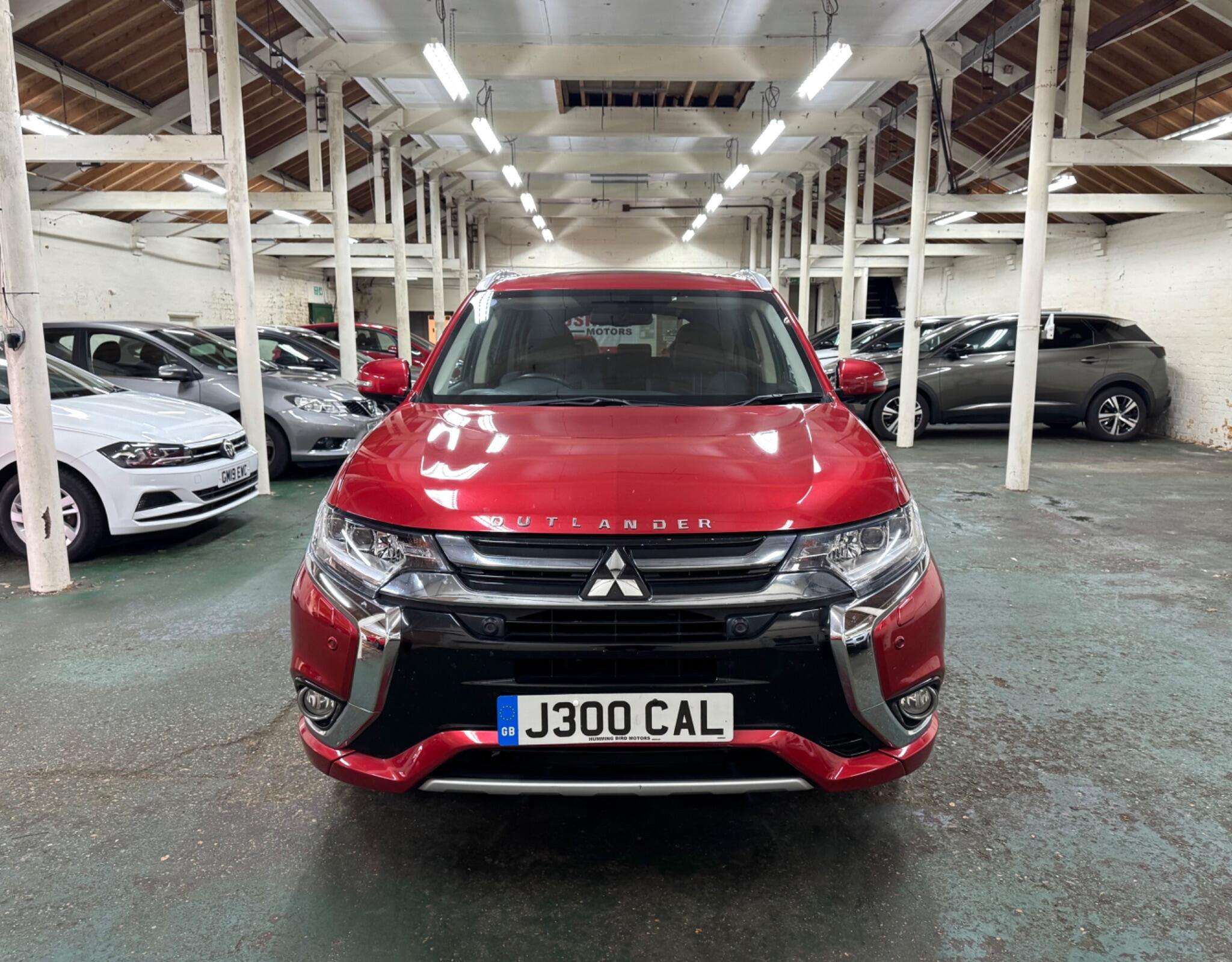 A 2016 MITSUBISHI OUTLANDER 2.0h 12kWh GX4hs CVT 4WD Euro 6 (s/s) 5dr A 2016 MITSUBISHI OUTLANDER 2.0h 12kWh GX4hs CVT 4WD Euro 6 (s/s) 5dr